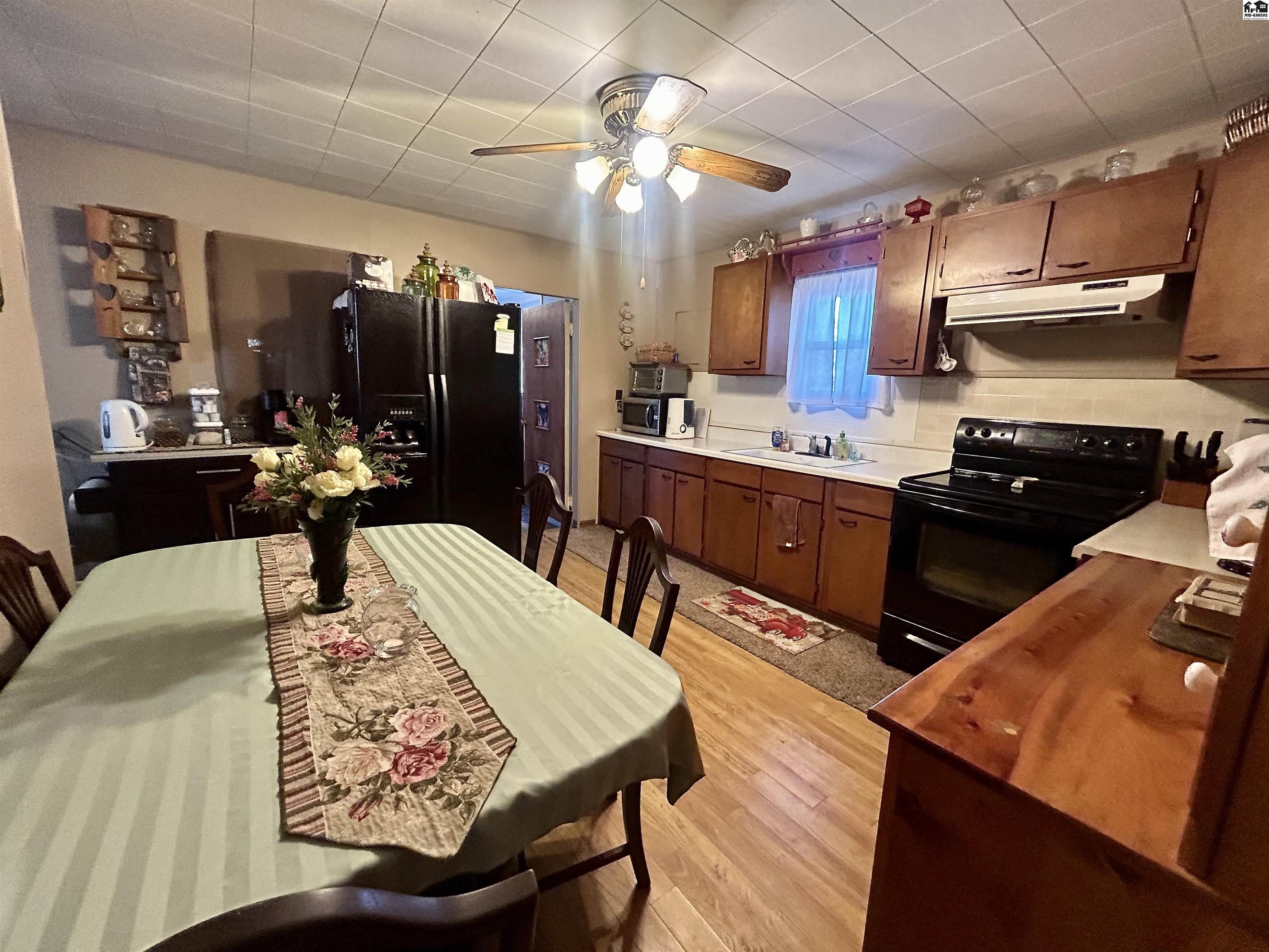 120 S Elm Street Arlington KS 67514