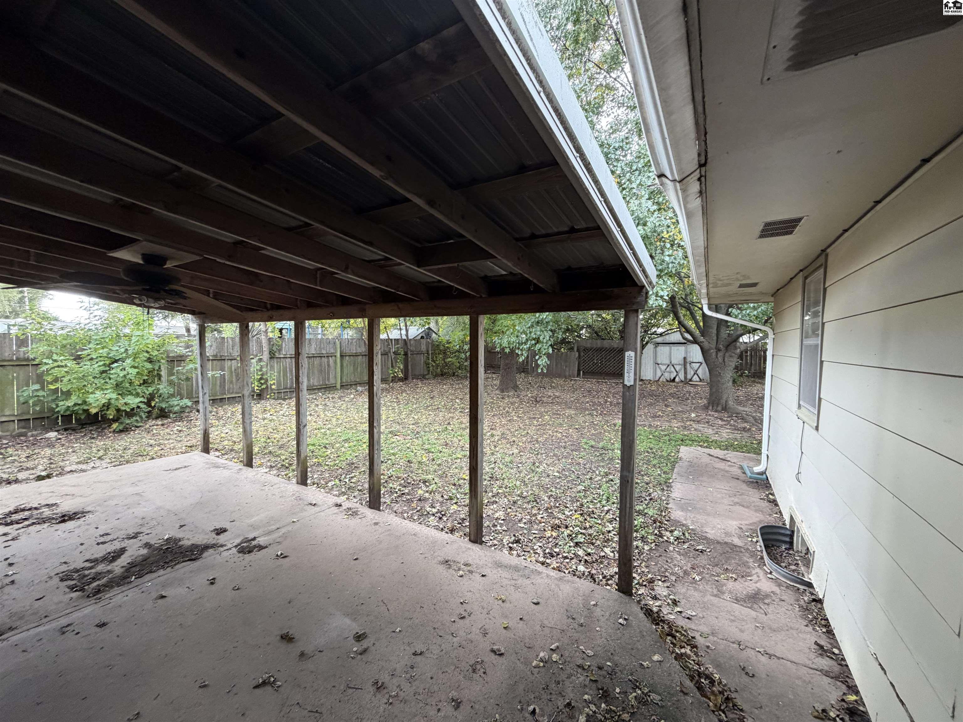 307 N Hutchinson Street Haven KS 67543