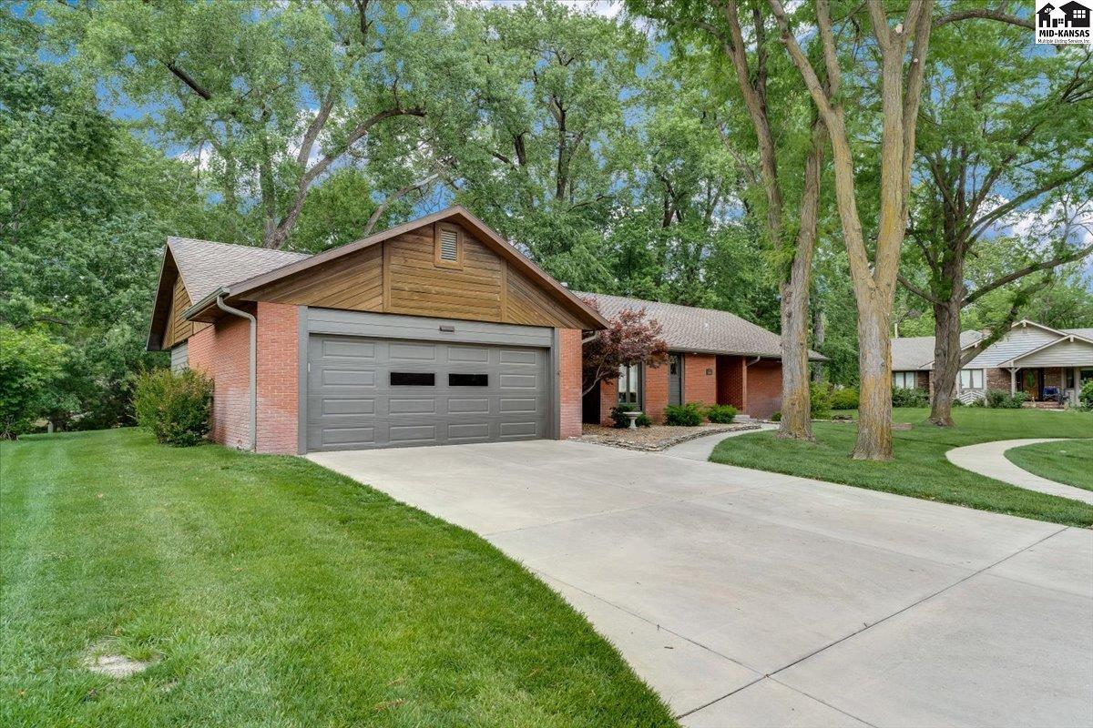 5 Tanglewood Lane Hutchinson KS 67502