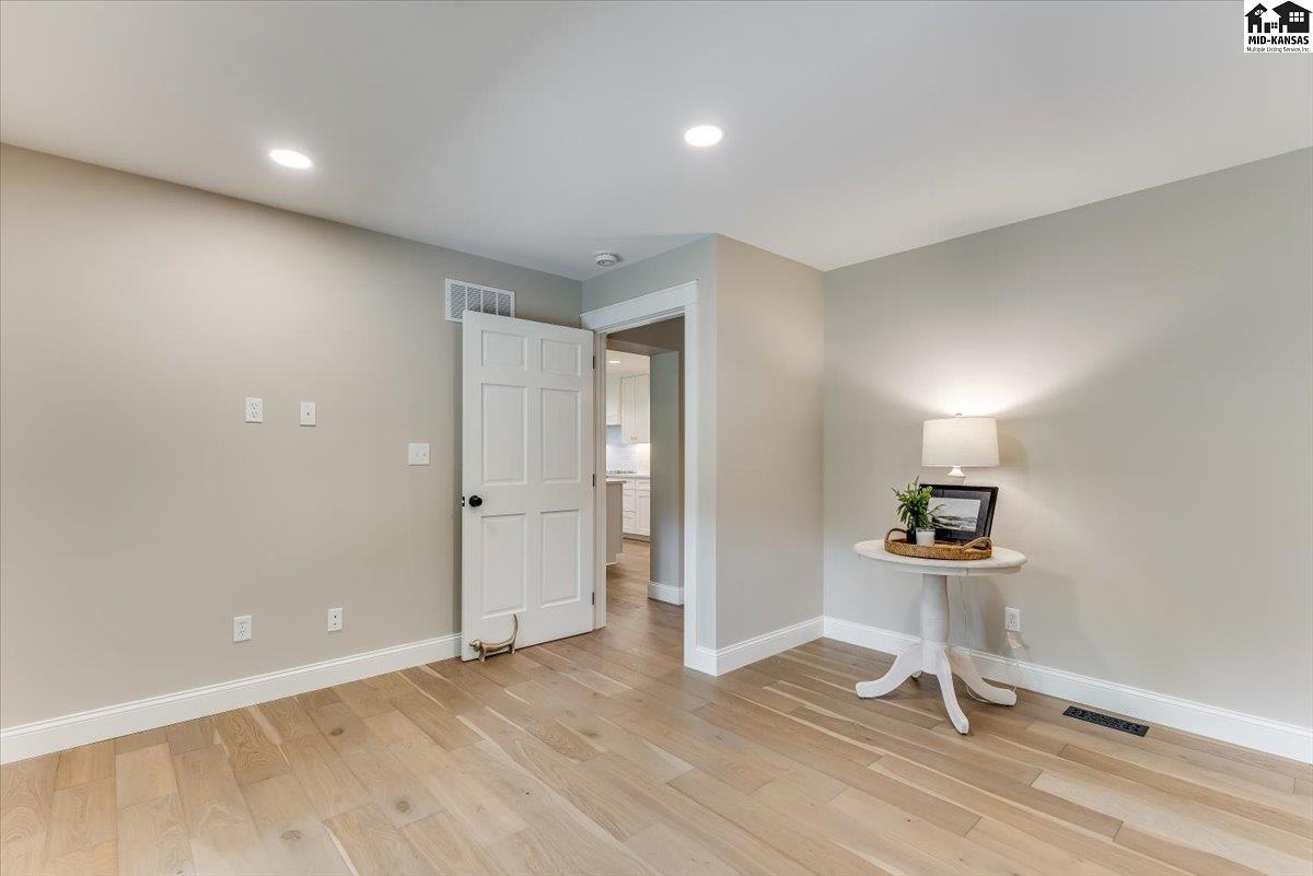 5 Tanglewood Lane Hutchinson KS 67502