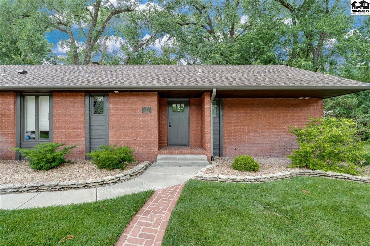 5 Tanglewood Lane Hutchinson KS 67502