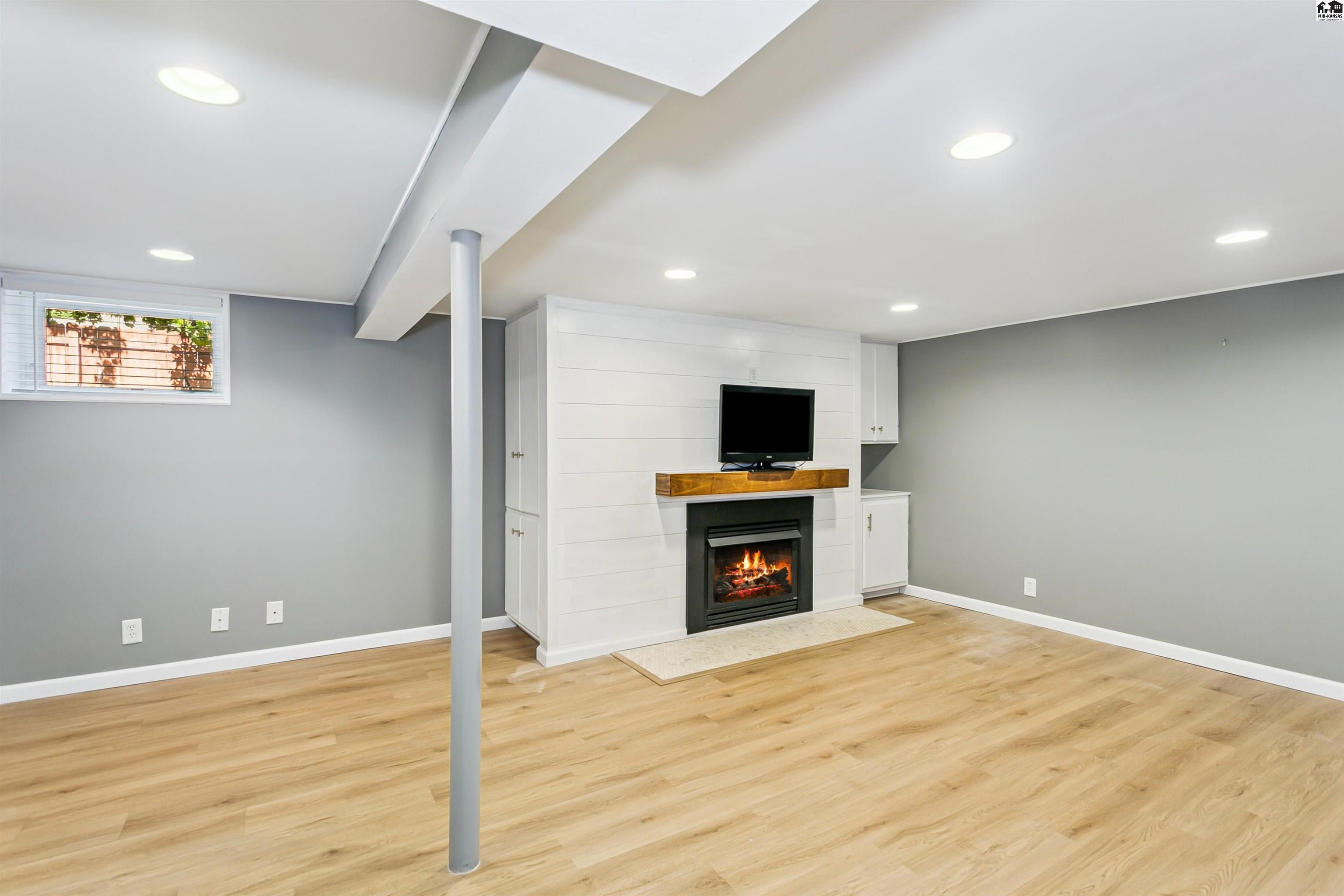 201 E 19th Avenue Hutchinson KS 67502