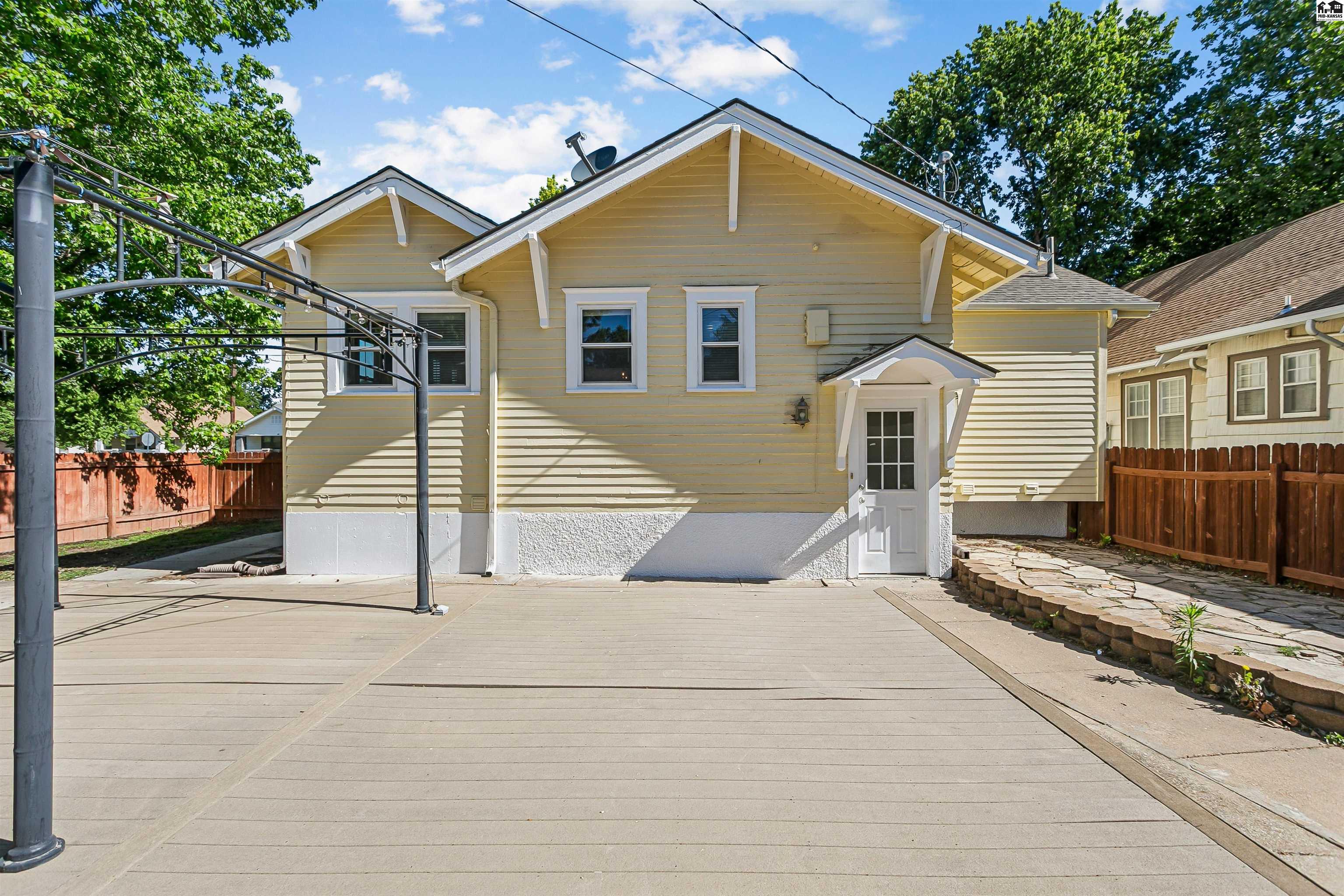 201 E 19th Avenue Hutchinson KS 67502
