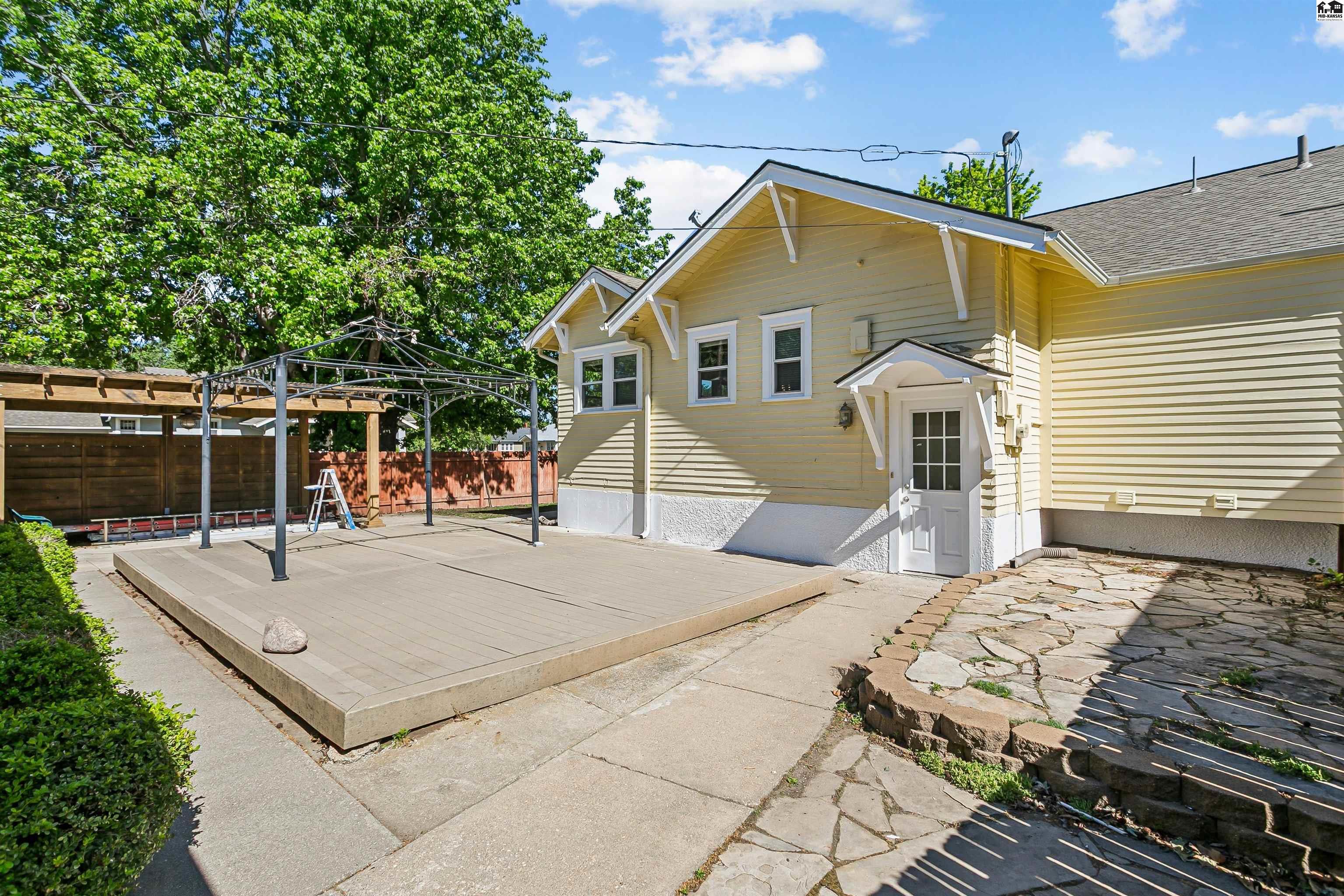 201 E 19th Avenue Hutchinson KS 67502