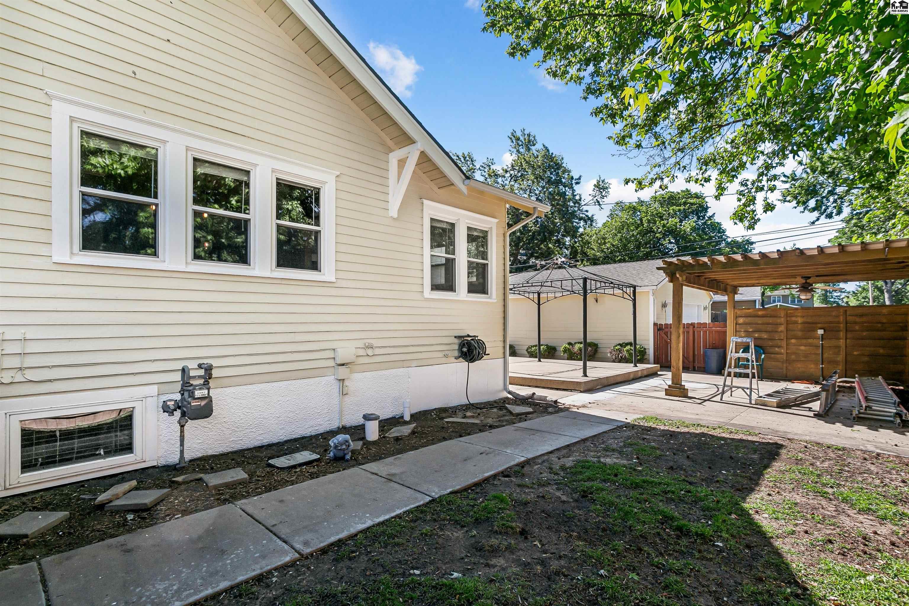 201 E 19th Avenue Hutchinson KS 67502