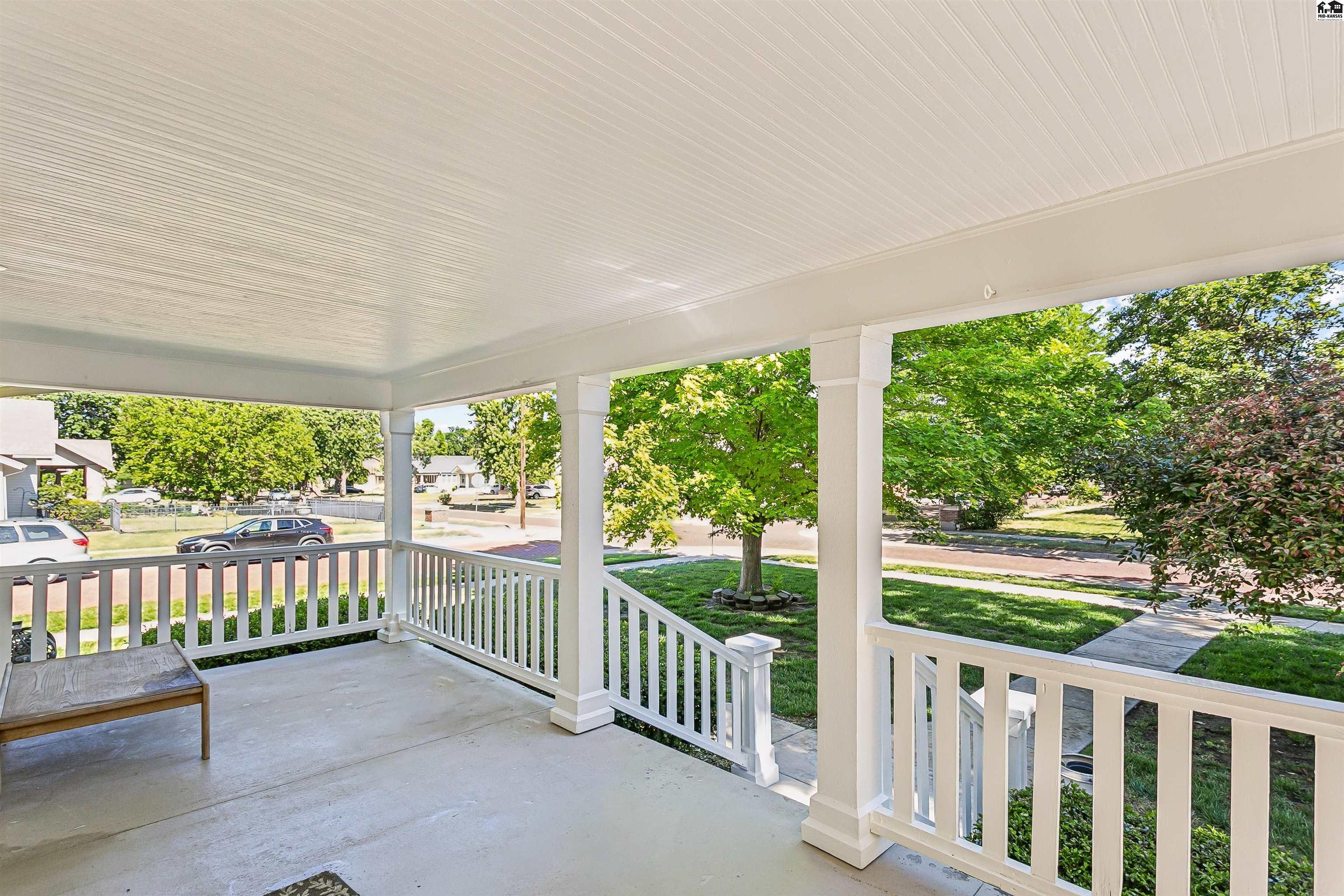 201 E 19th Avenue Hutchinson KS 67502