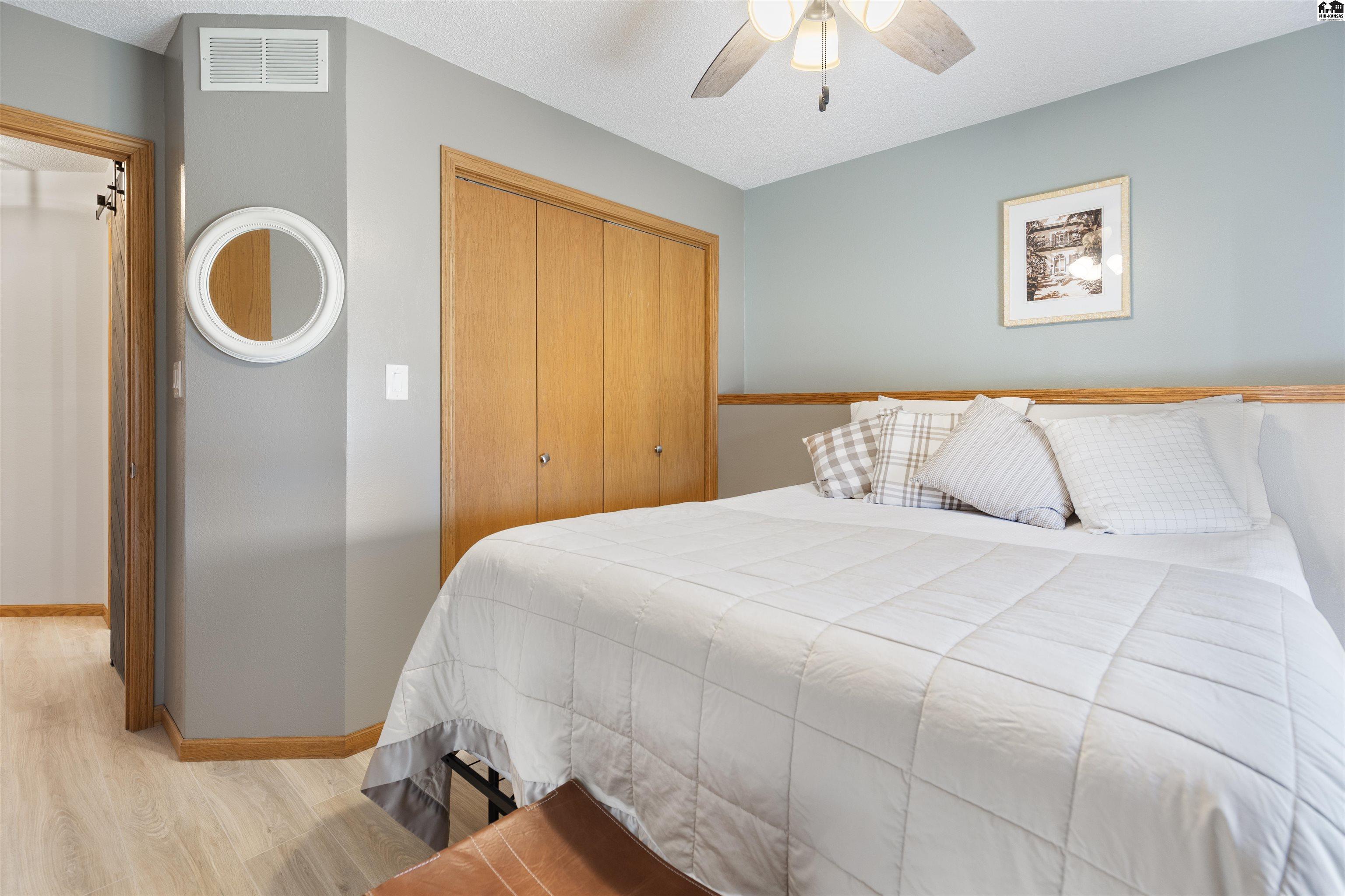 1306 Stone Bridge Drive Hutchinson KS 67502