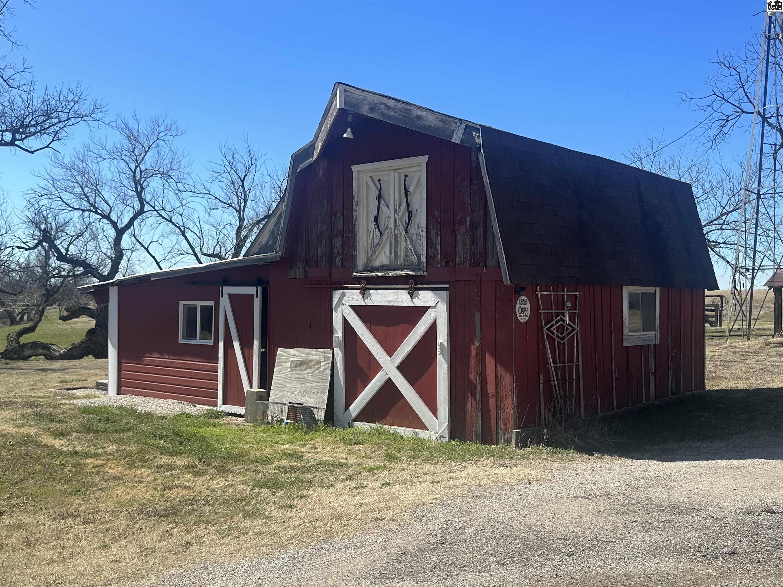 20801 S Peace Road Arlington KS 67514