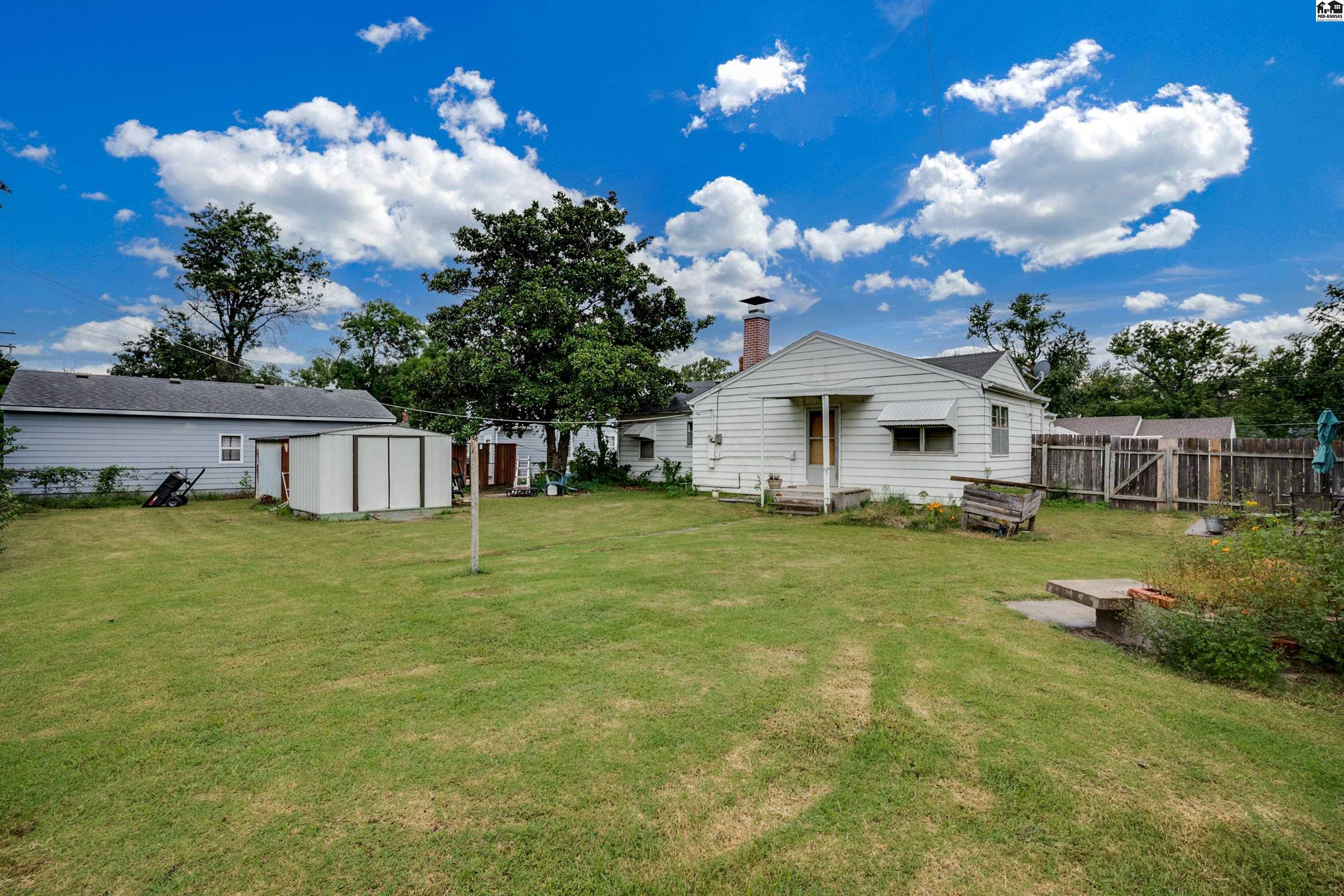 73 Random Road Hutchinson KS 67502