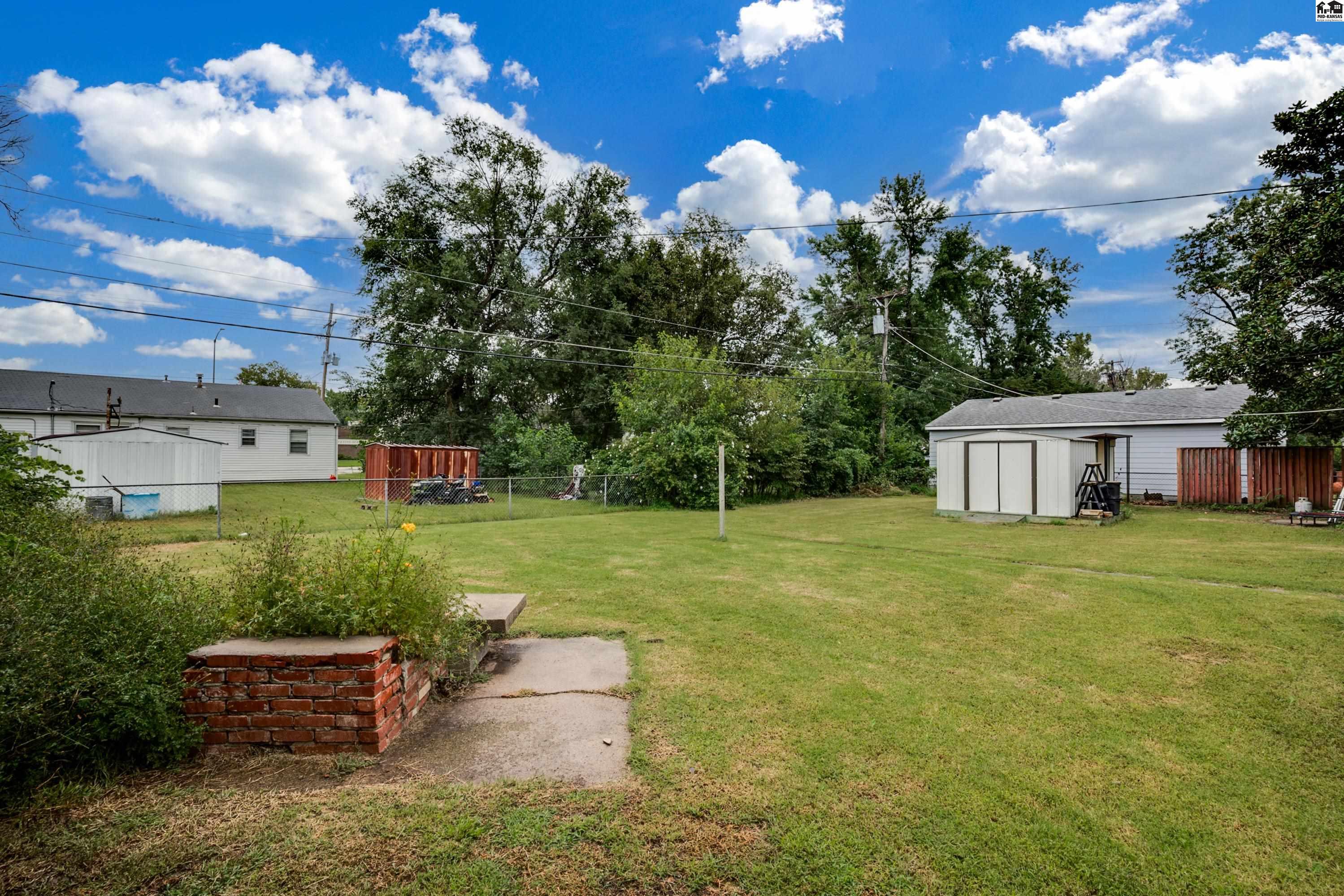 73 Random Road Hutchinson KS 67502