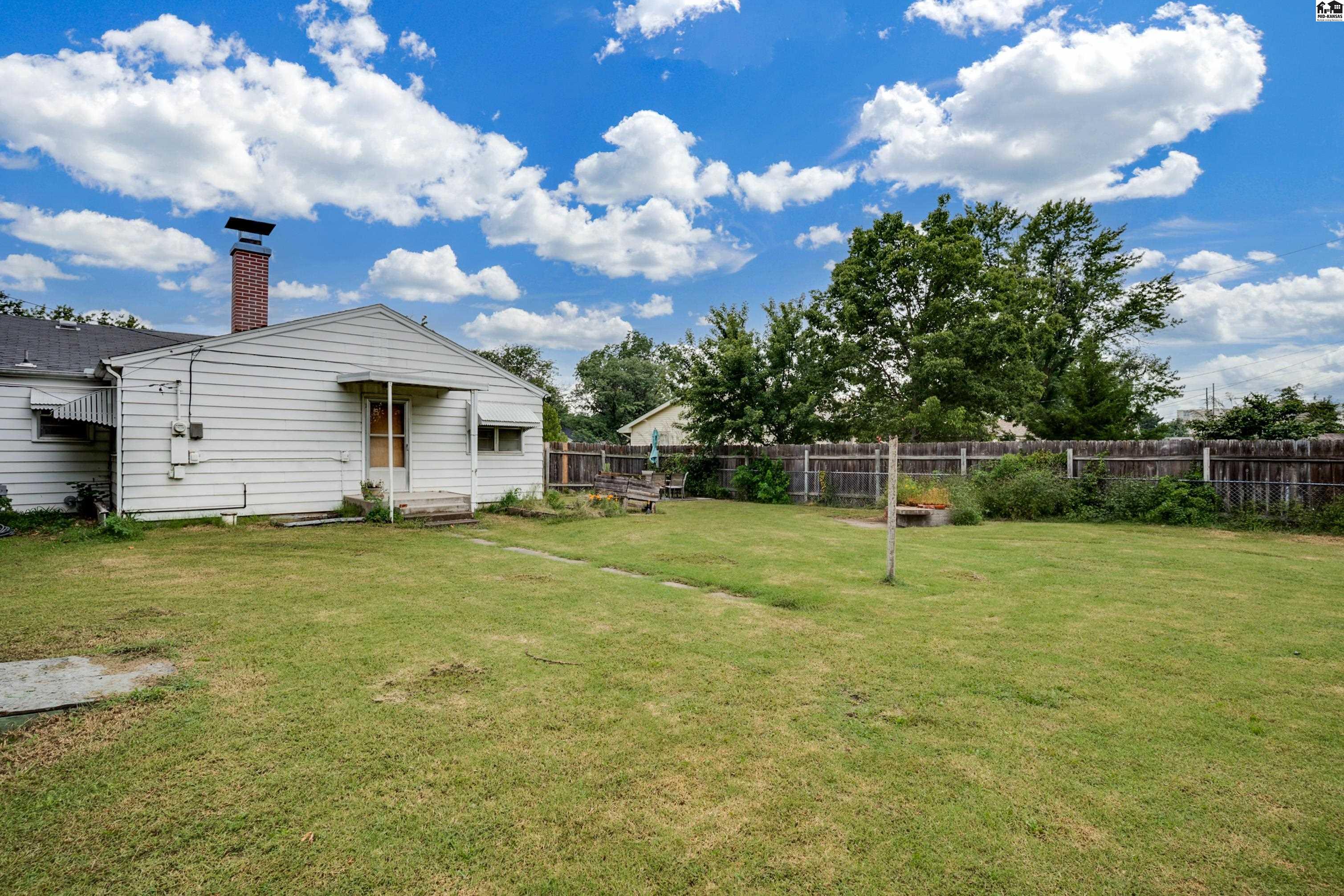 73 Random Road Hutchinson KS 67502