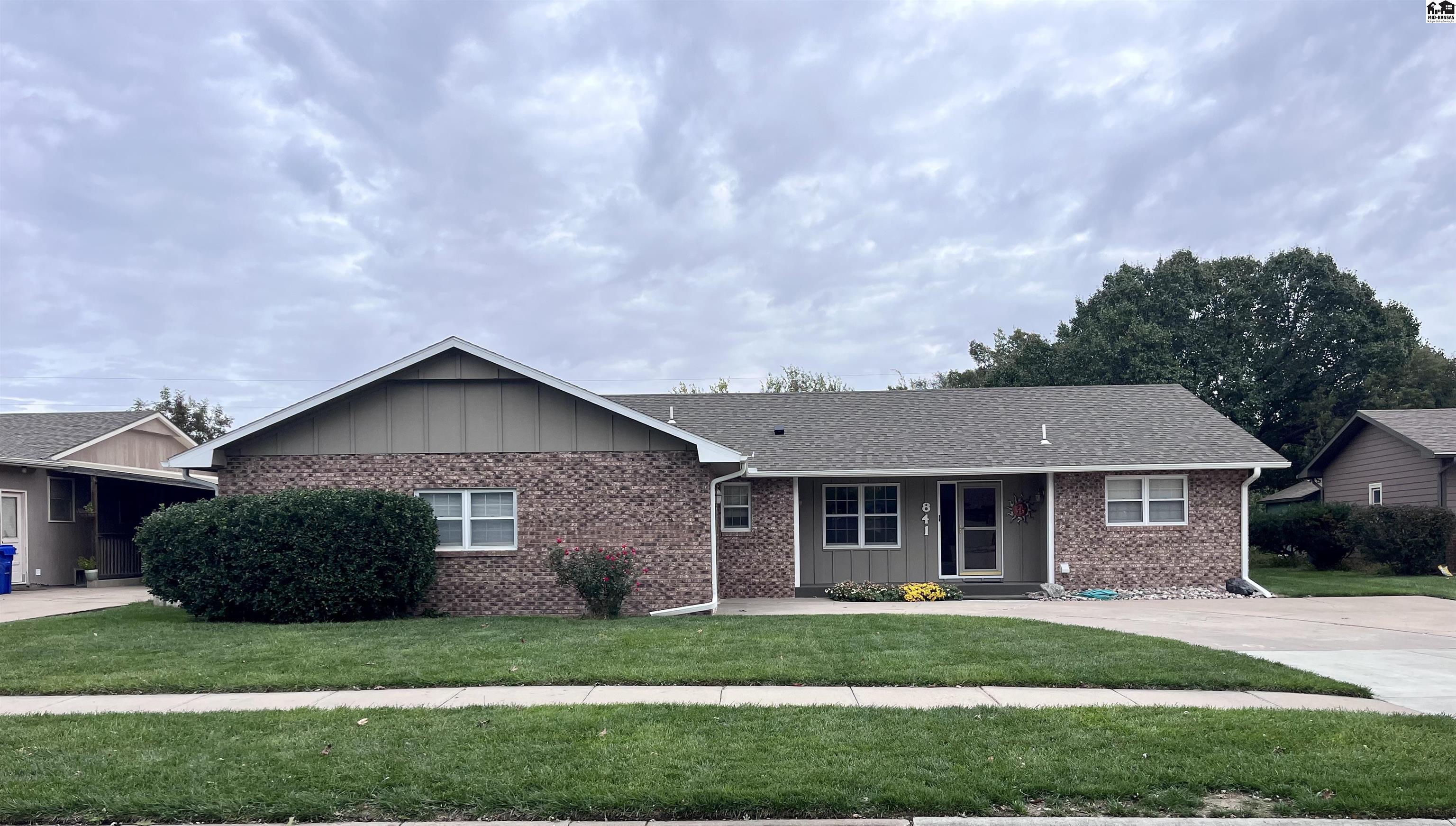 841 Pine Court Mcpherson KS 67460