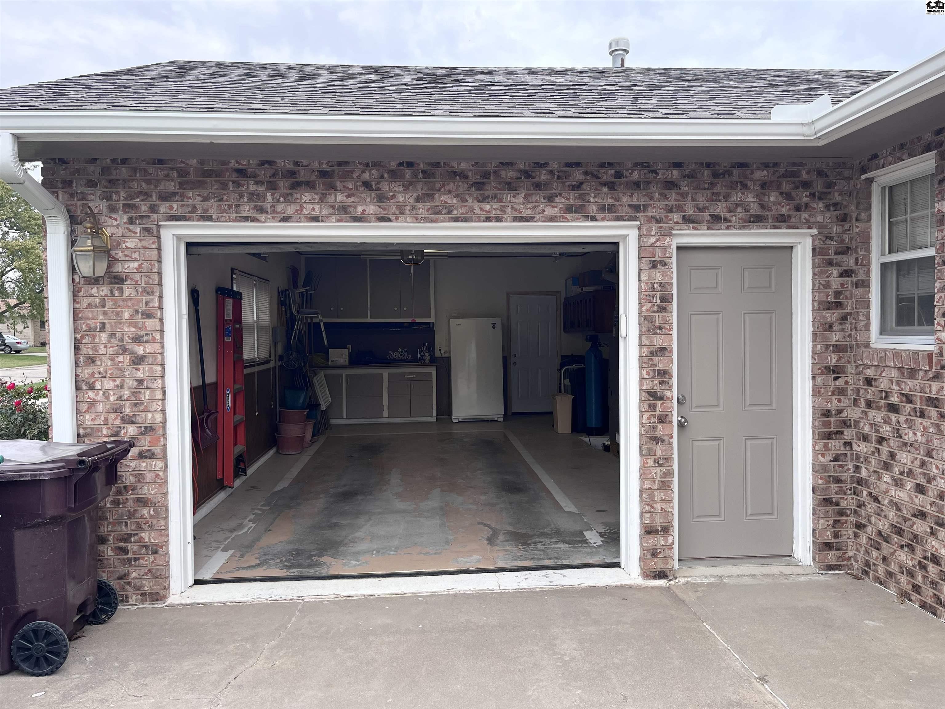 841 Pine Court Mcpherson KS 67460