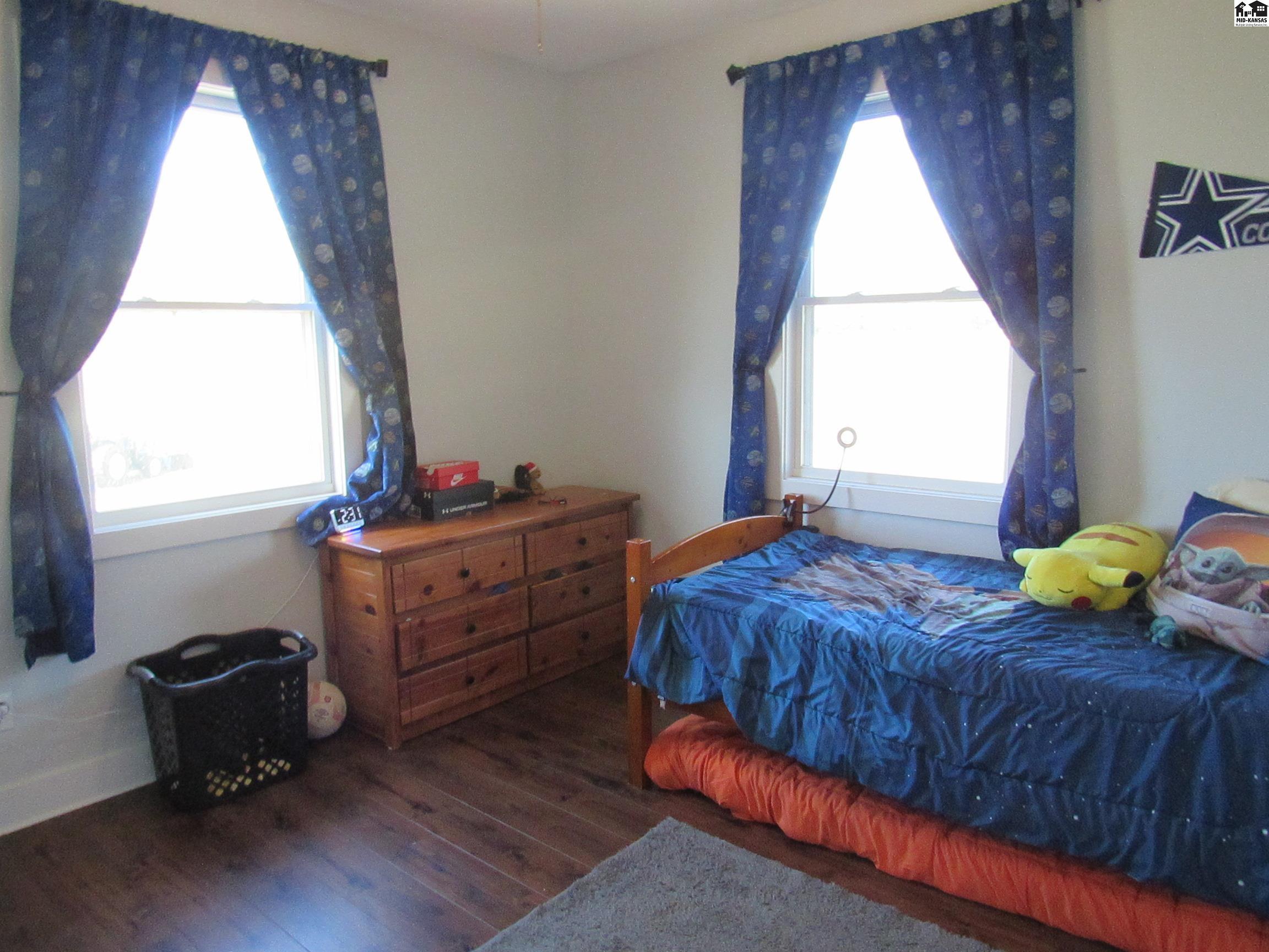 5211 E 17th Avenue Hutchinson KS 67501