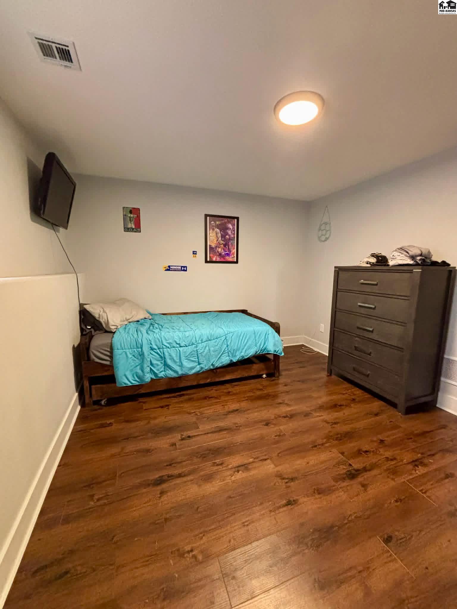 5211 E 17th Avenue Hutchinson KS 67501