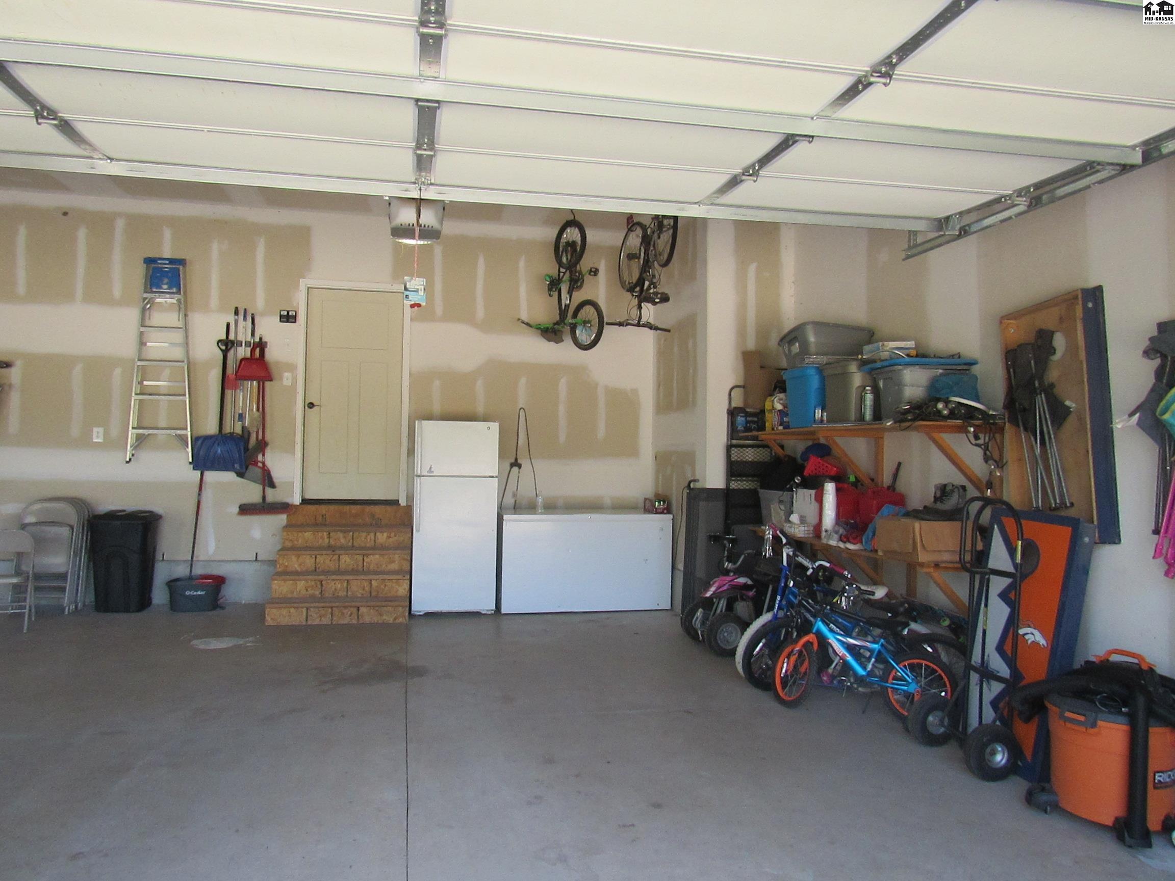 5211 E 17th Avenue Hutchinson KS 67501