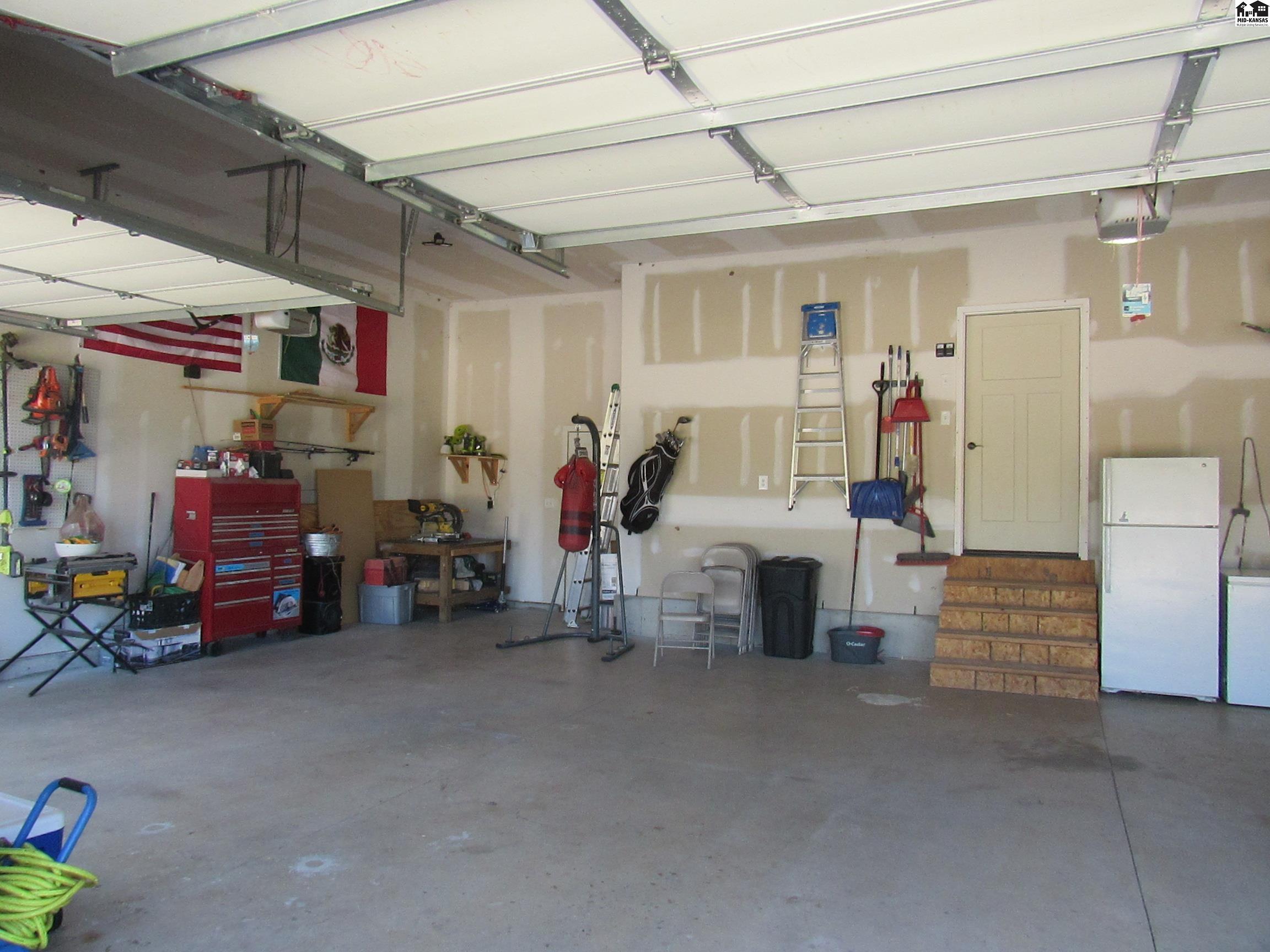 5211 E 17th Avenue Hutchinson KS 67501