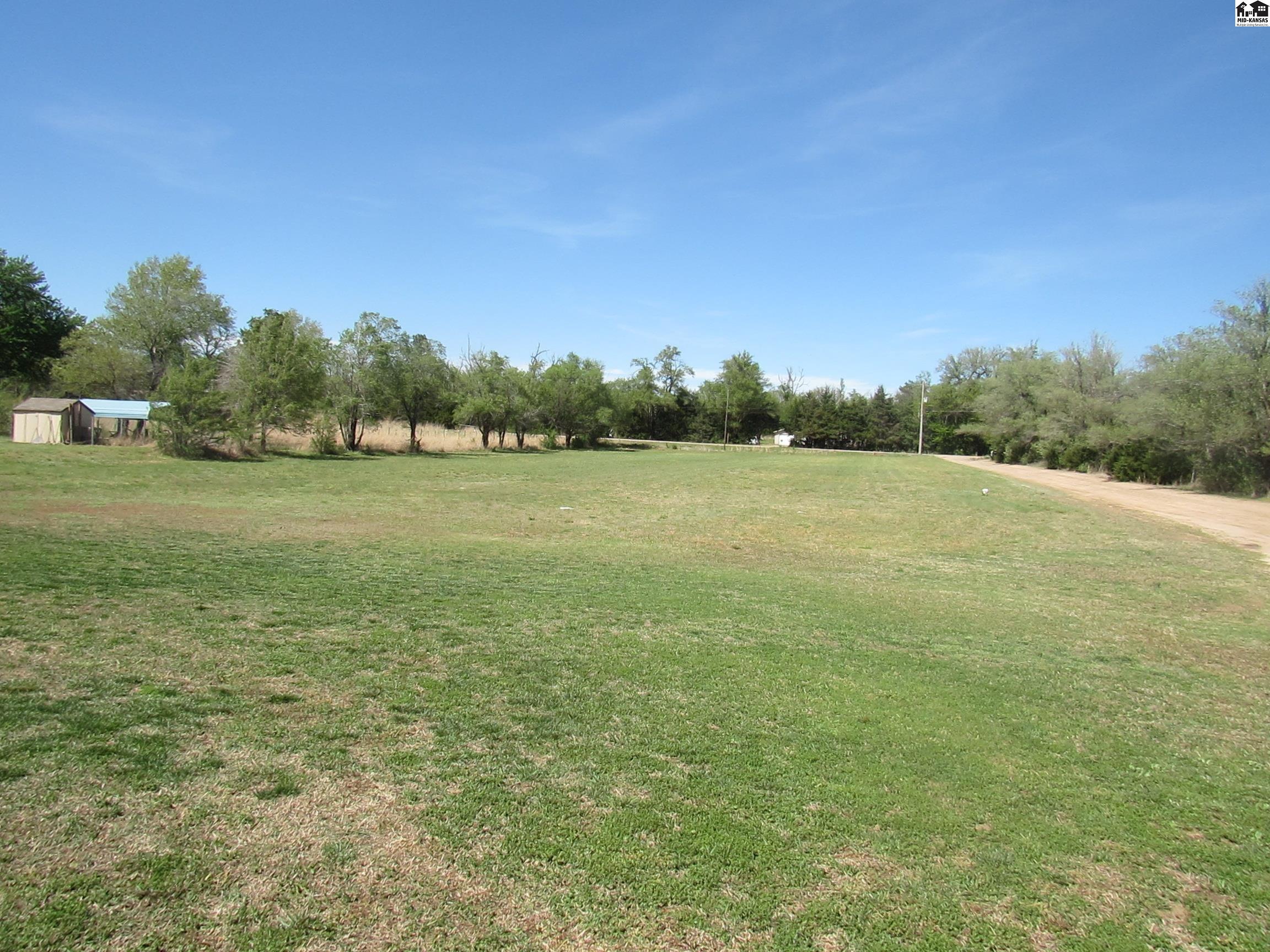 5211 E 17th Avenue Hutchinson KS 67501