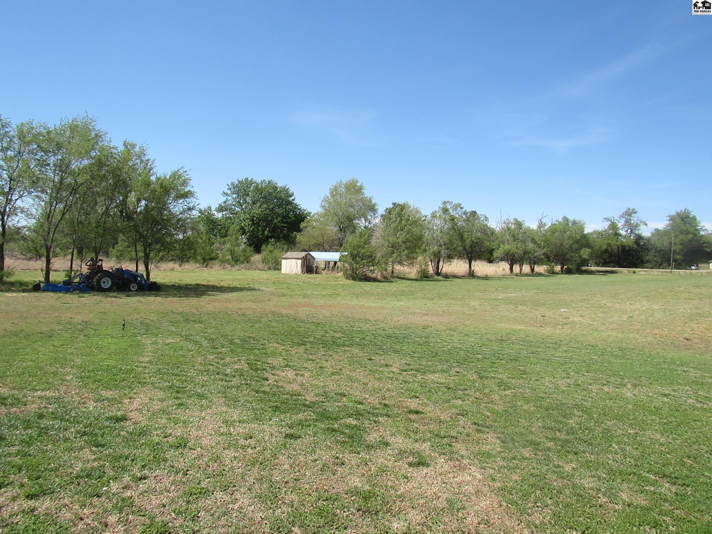 5211 E 17th Avenue Hutchinson KS 67501