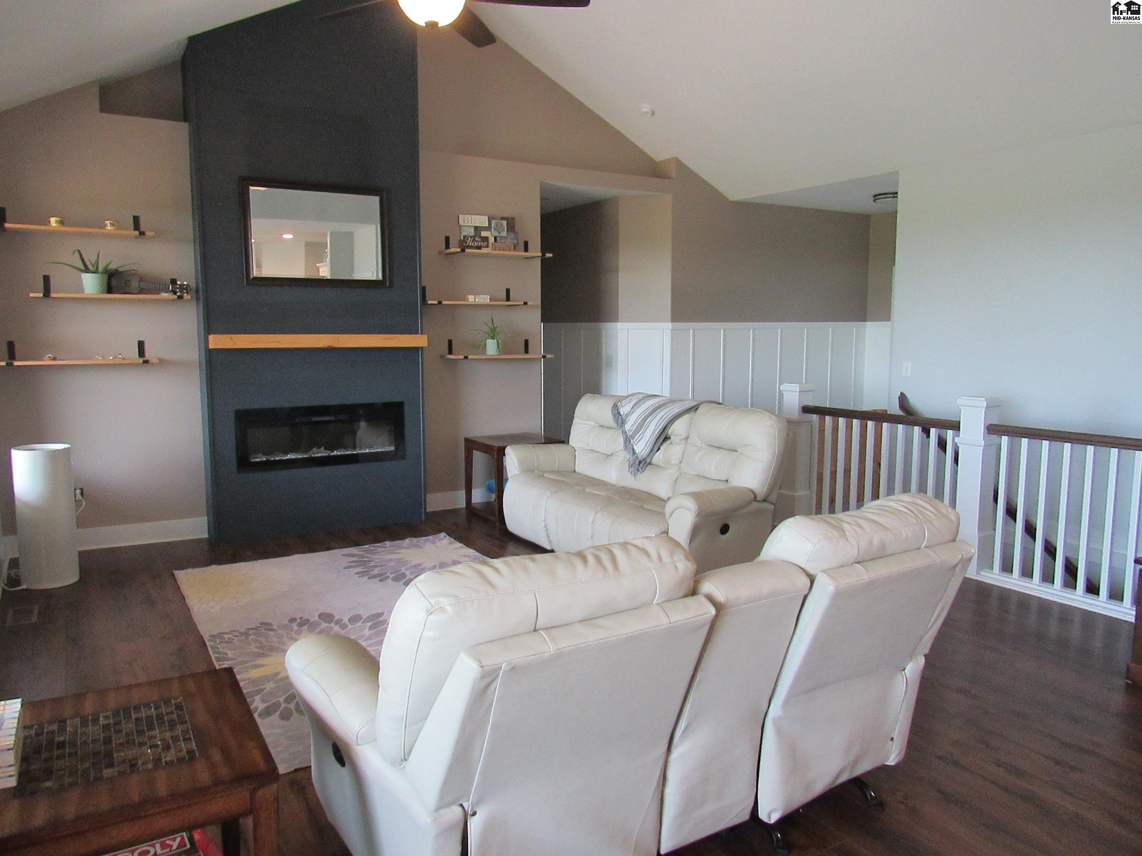 5211 E 17th Avenue Hutchinson KS 67501