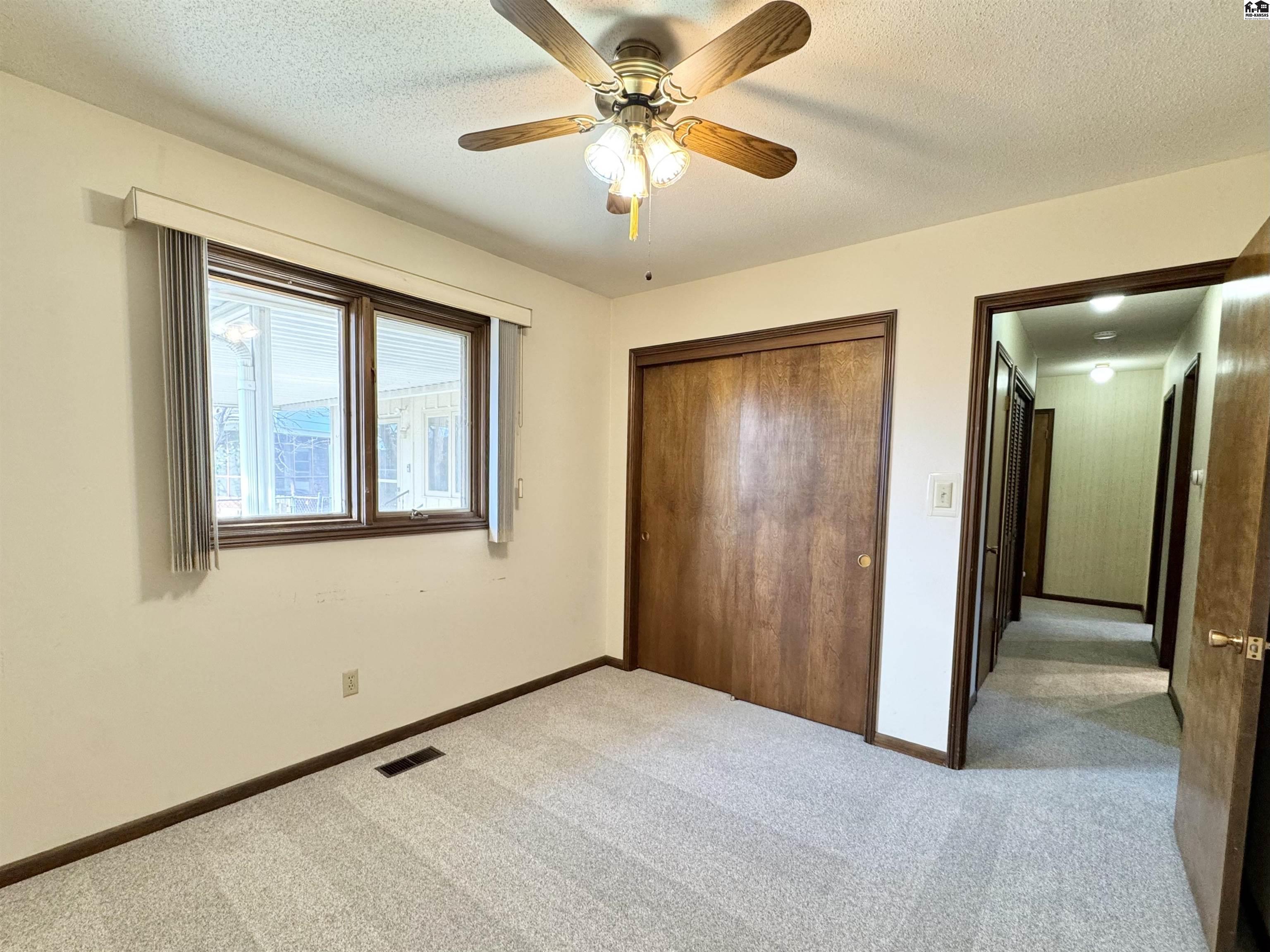 28 Eastwood Drive Hutchinson KS 67502