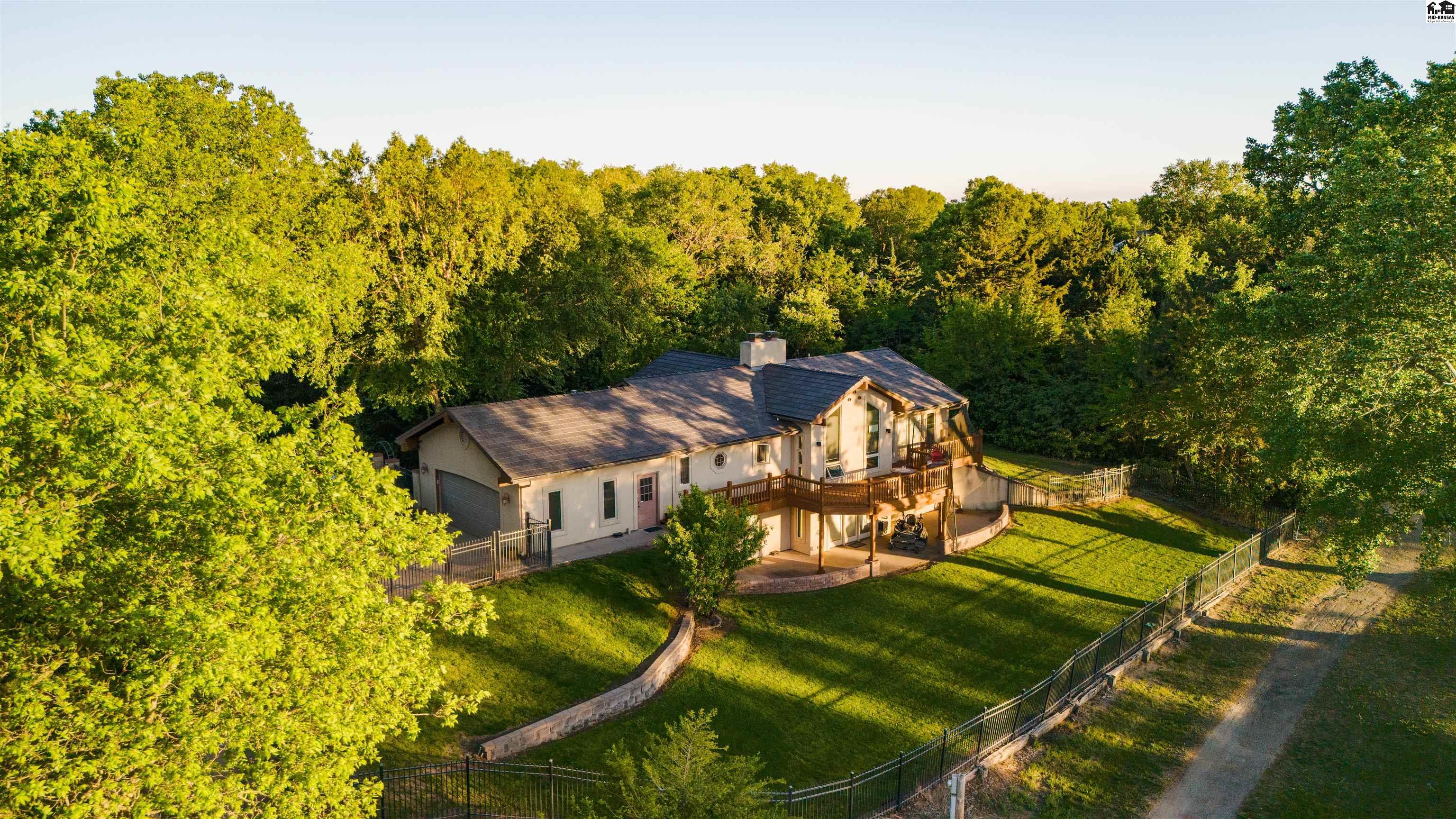 10171 Paganica Pass Hutchinson KS 67502