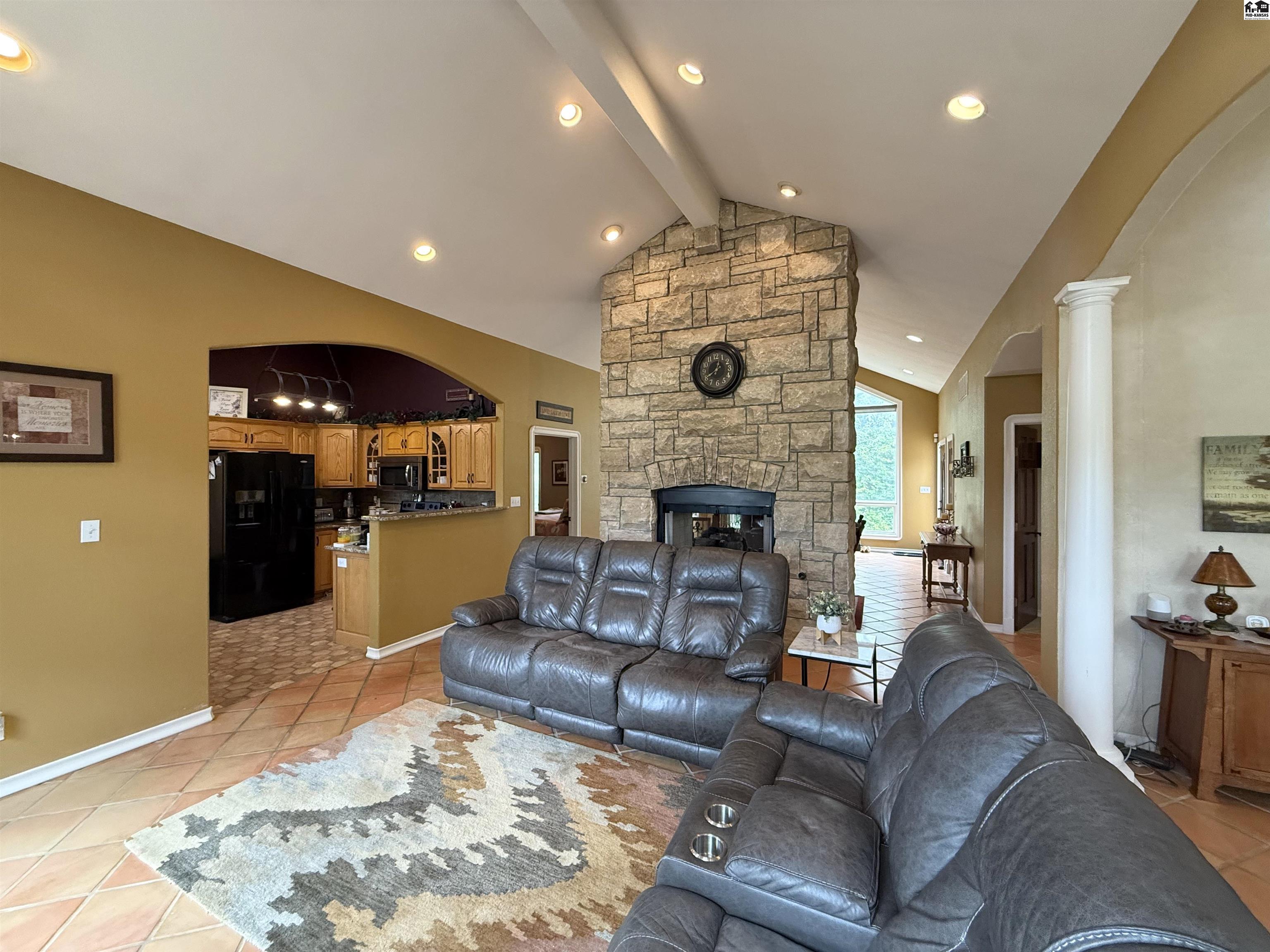 10171 Paganica Pass Hutchinson KS 67502