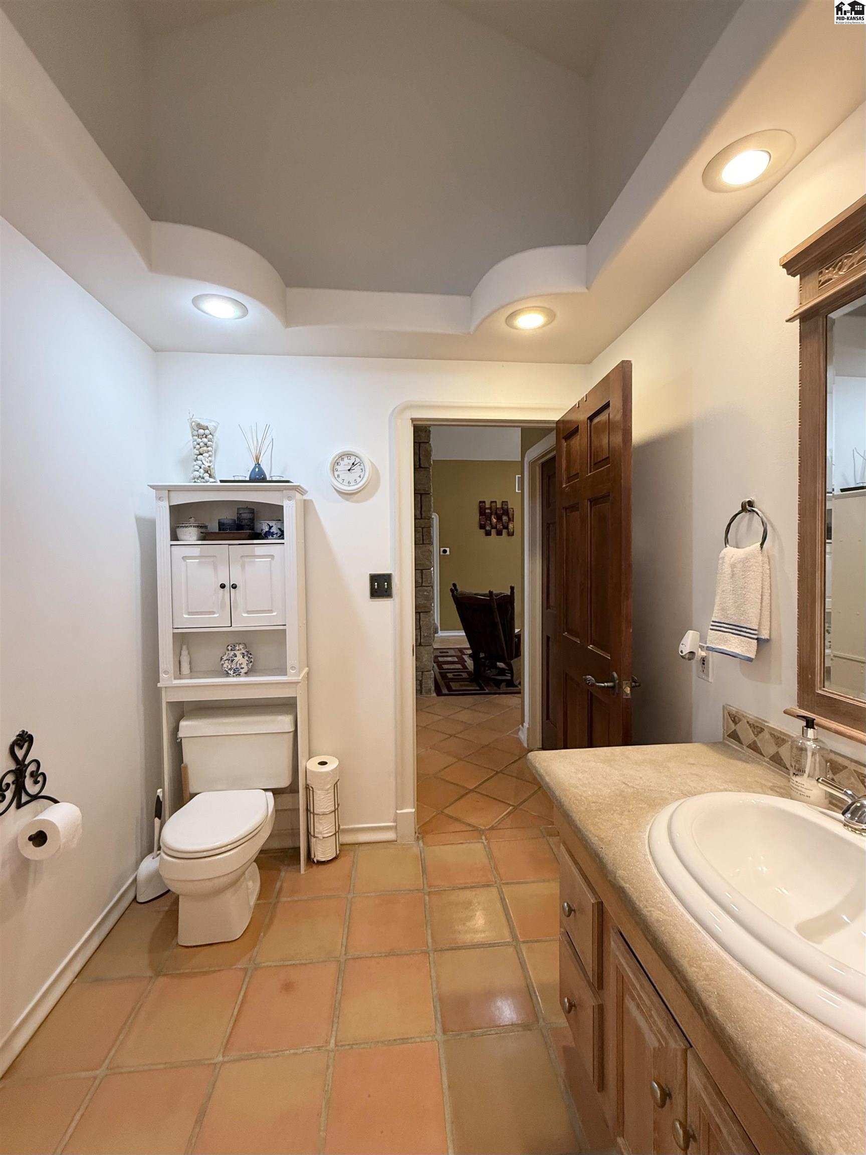 10171 Paganica Pass Hutchinson KS 67502