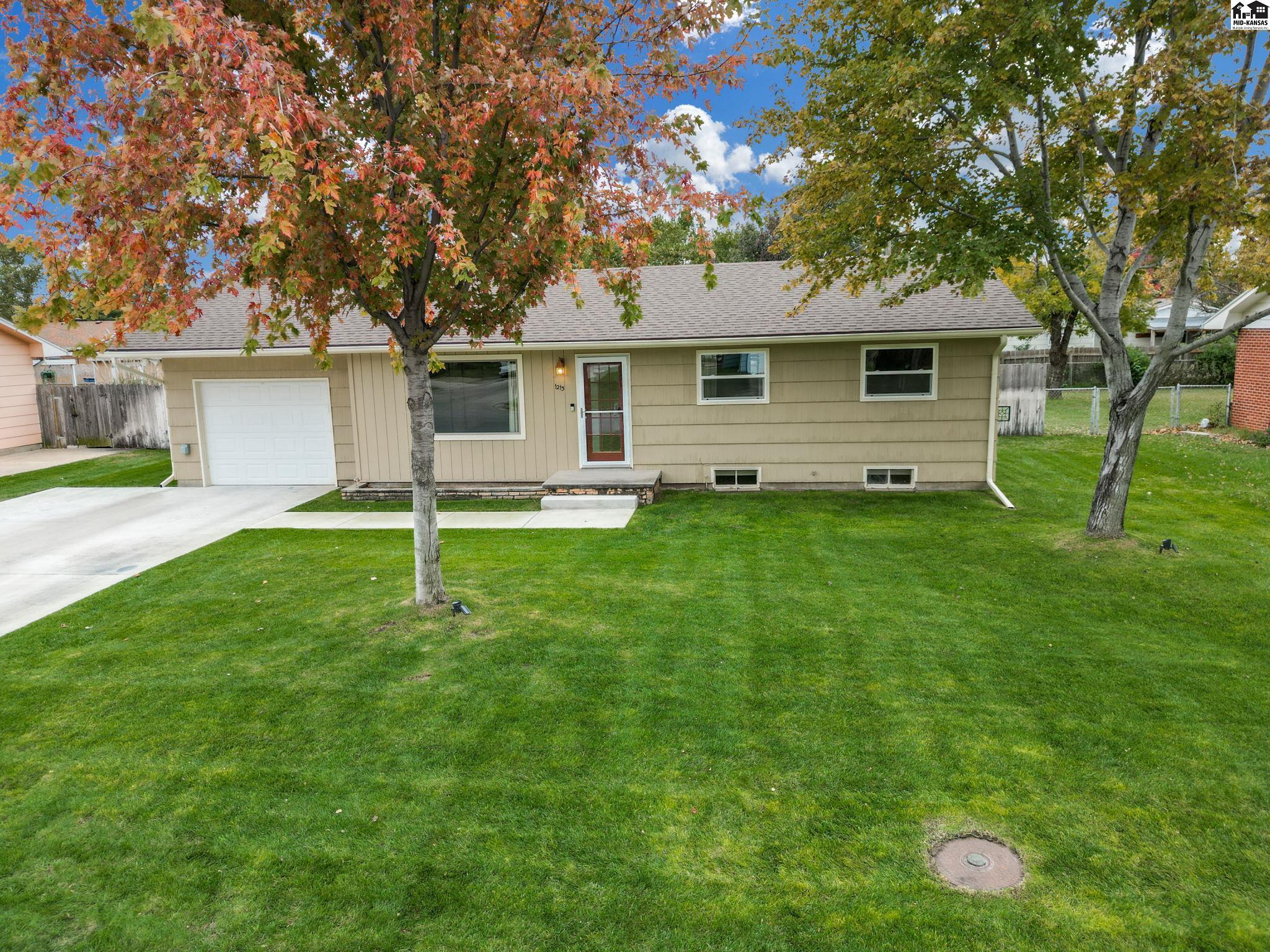 1213 E 14th Avenue Hutchinson KS 67502