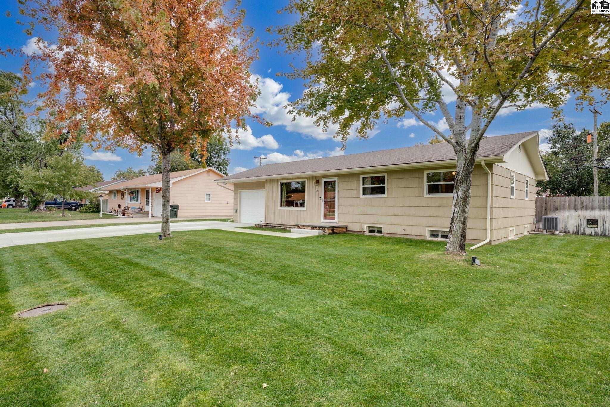 1213 E 14th Avenue Hutchinson KS 67502