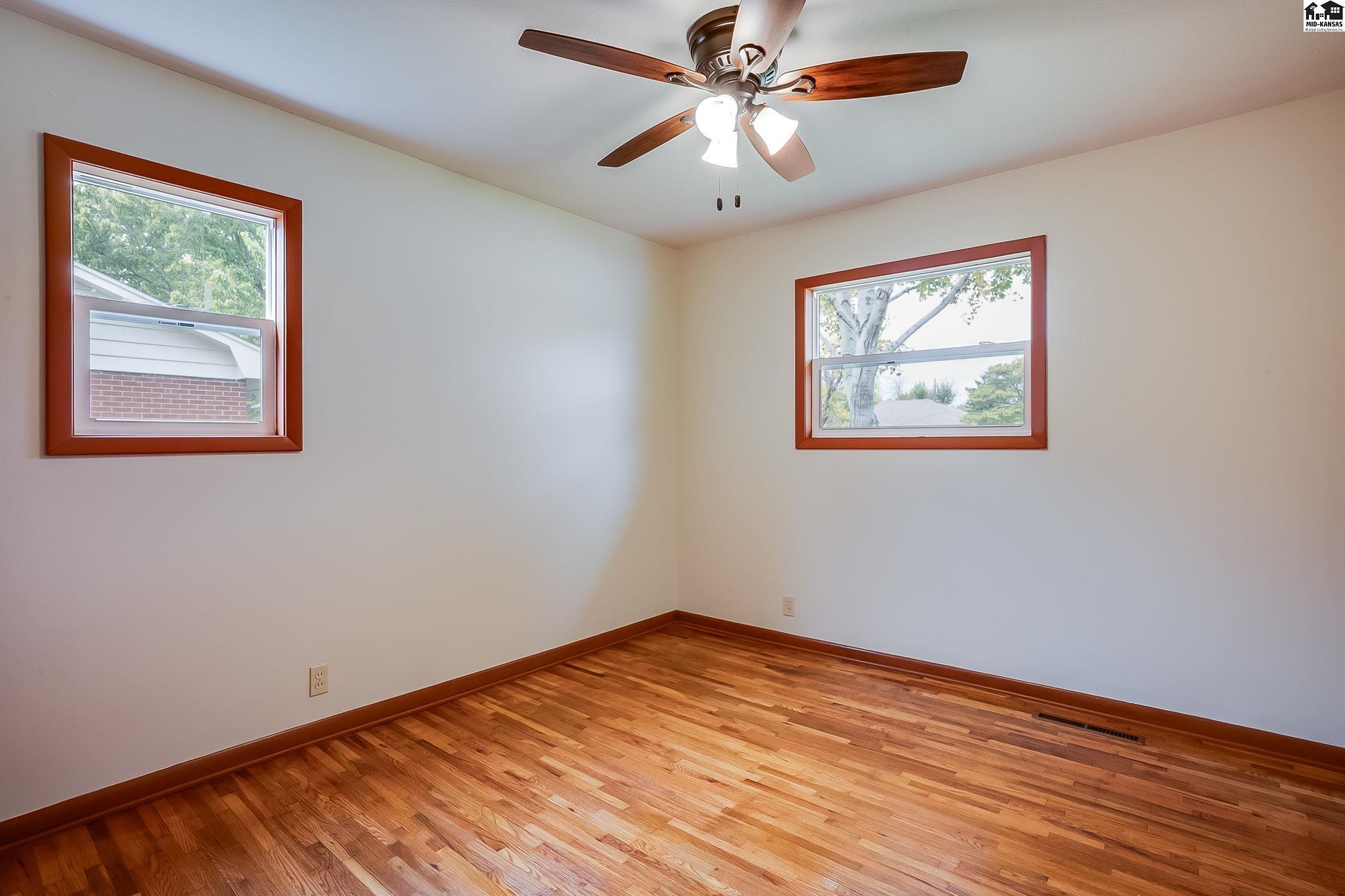 1213 E 14th Avenue Hutchinson KS 67502