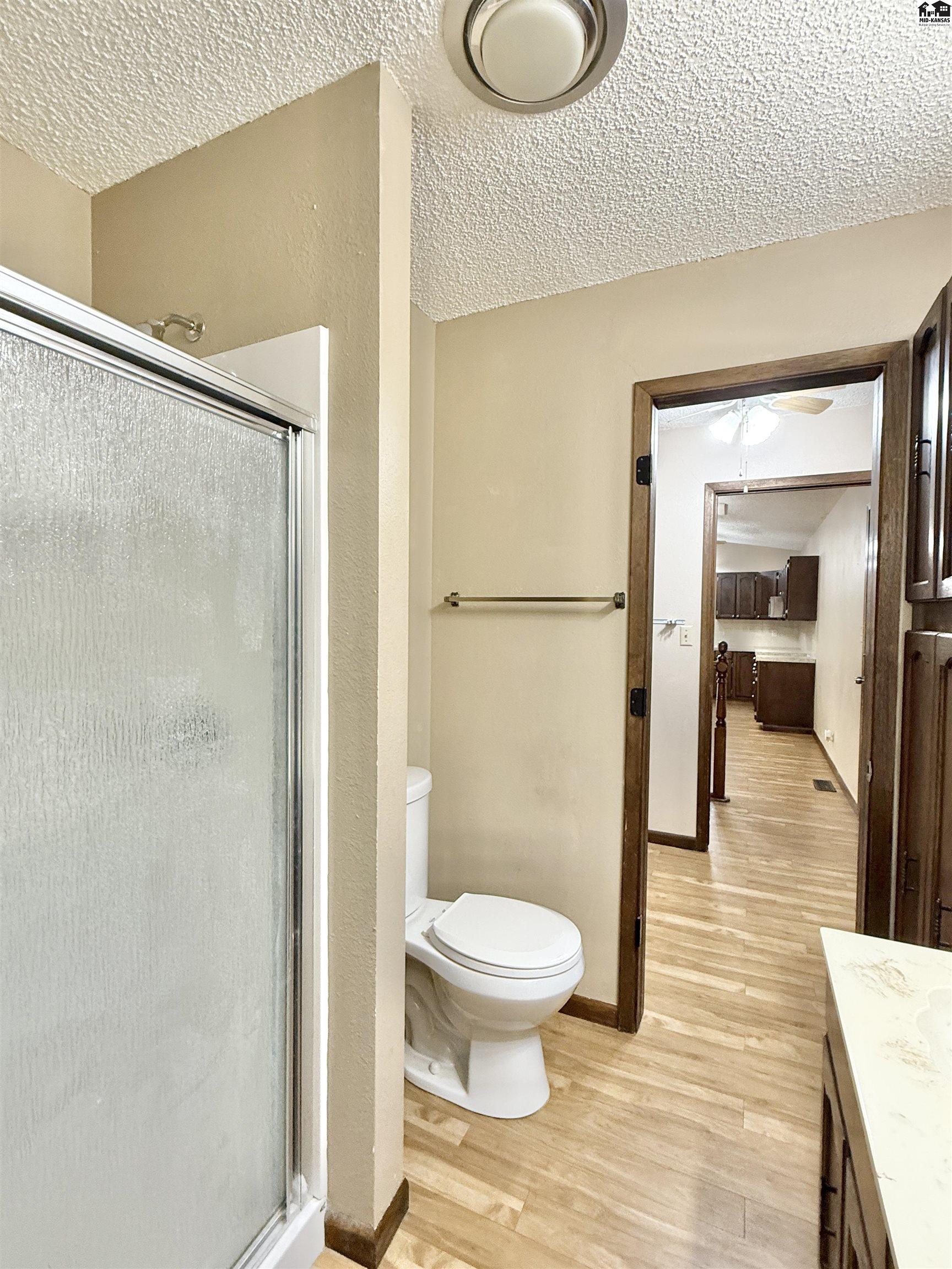 40 E Des Moines Avenue South Hutchinson KS 67505