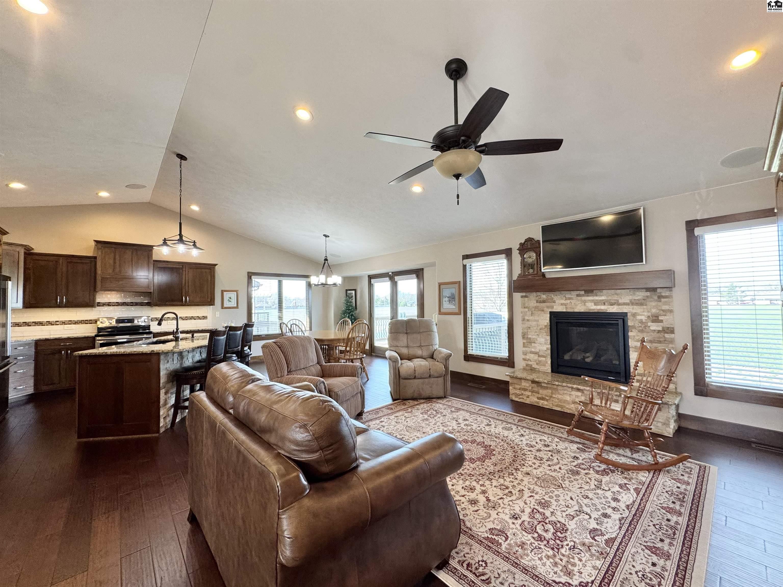 2809 Morris Road Hutchinson KS 67502