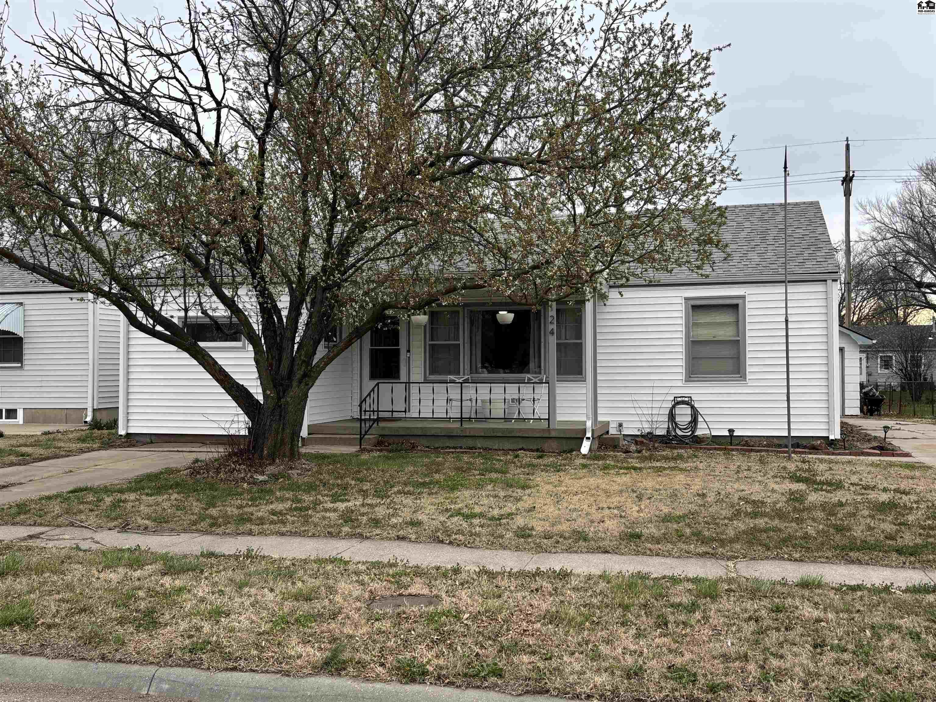 1124 N Ash Street Mcpherson KS 67460