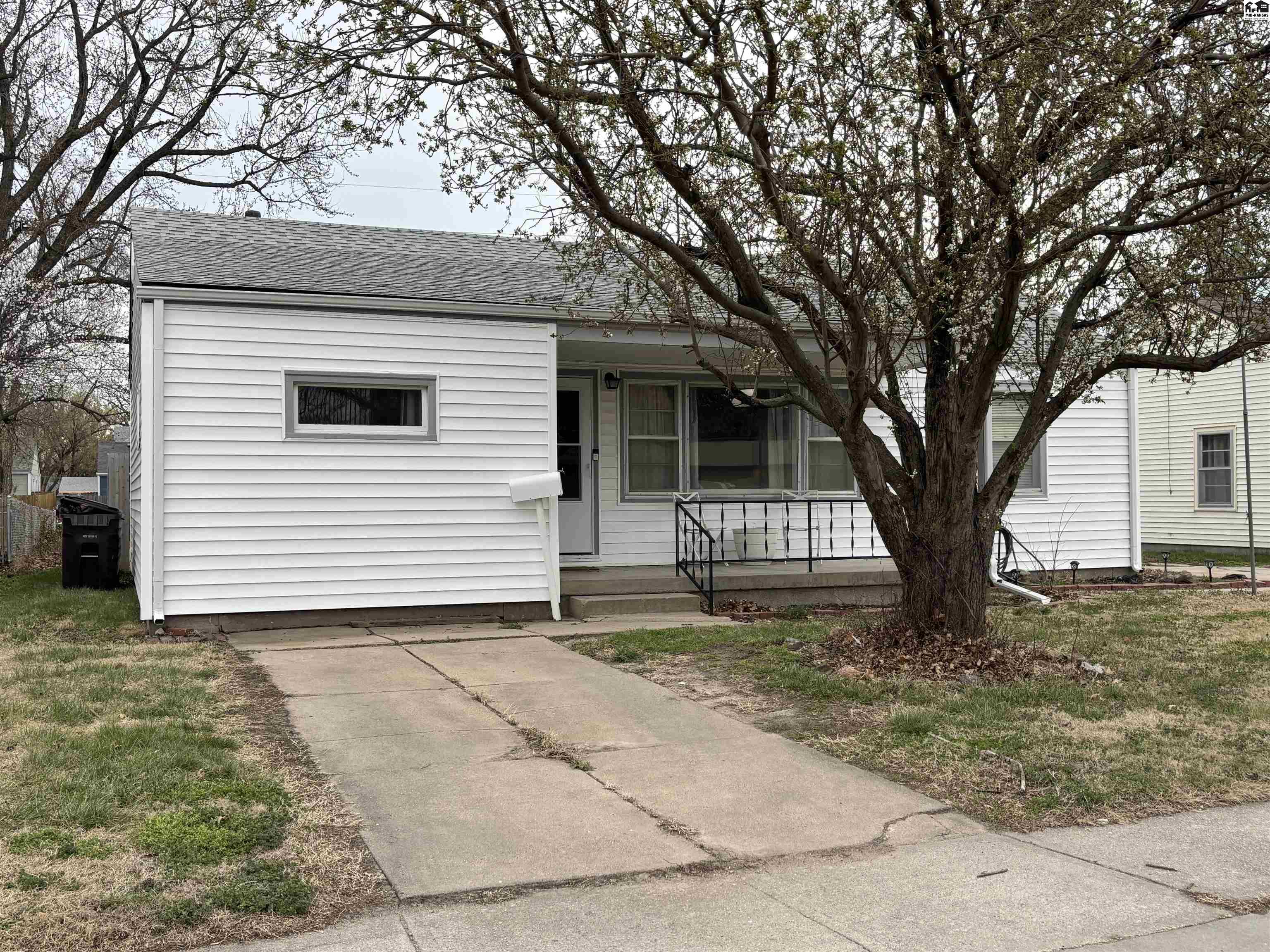 1124 N Ash Street Mcpherson KS 67460