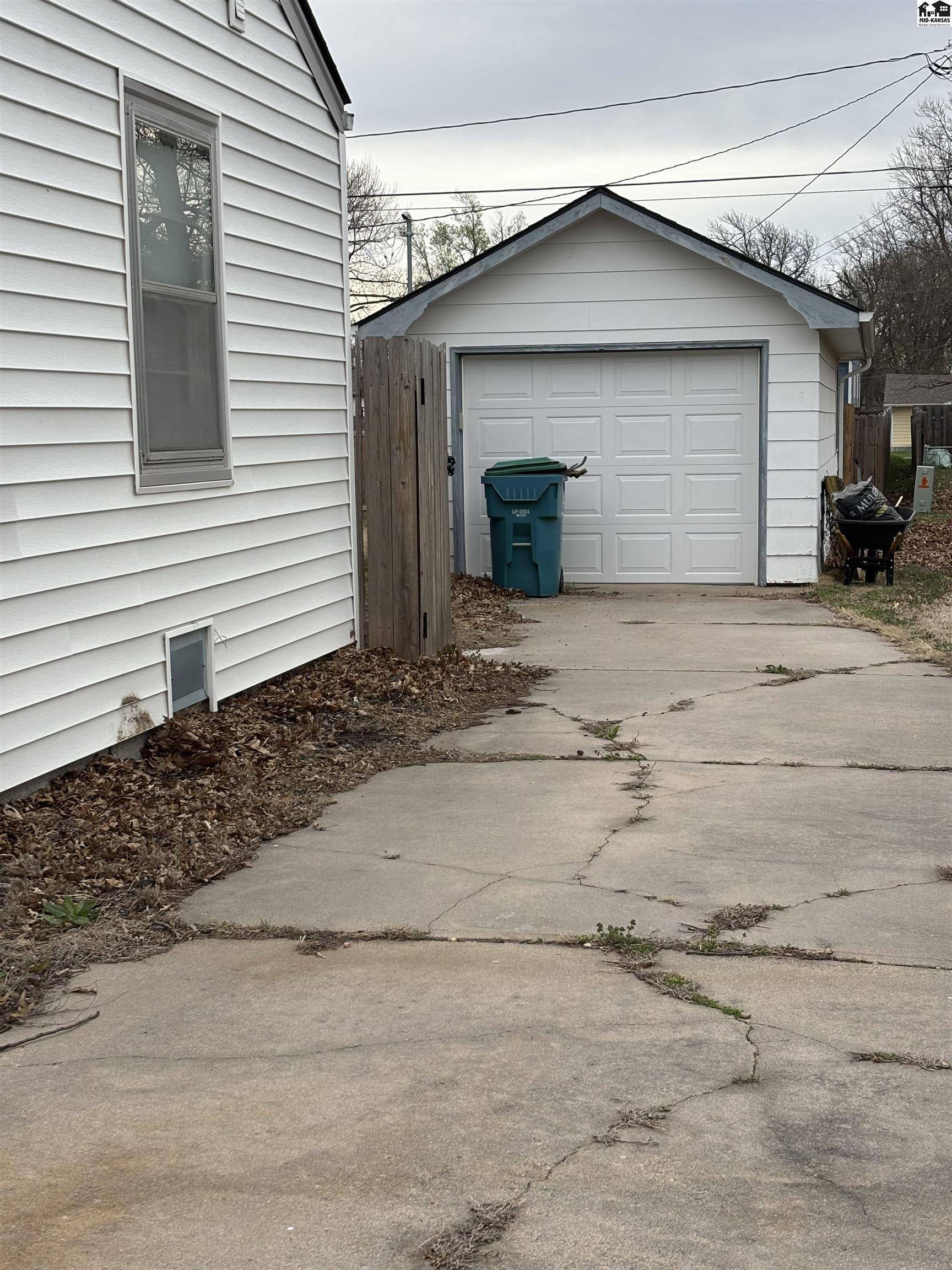 1124 N Ash Street Mcpherson KS 67460