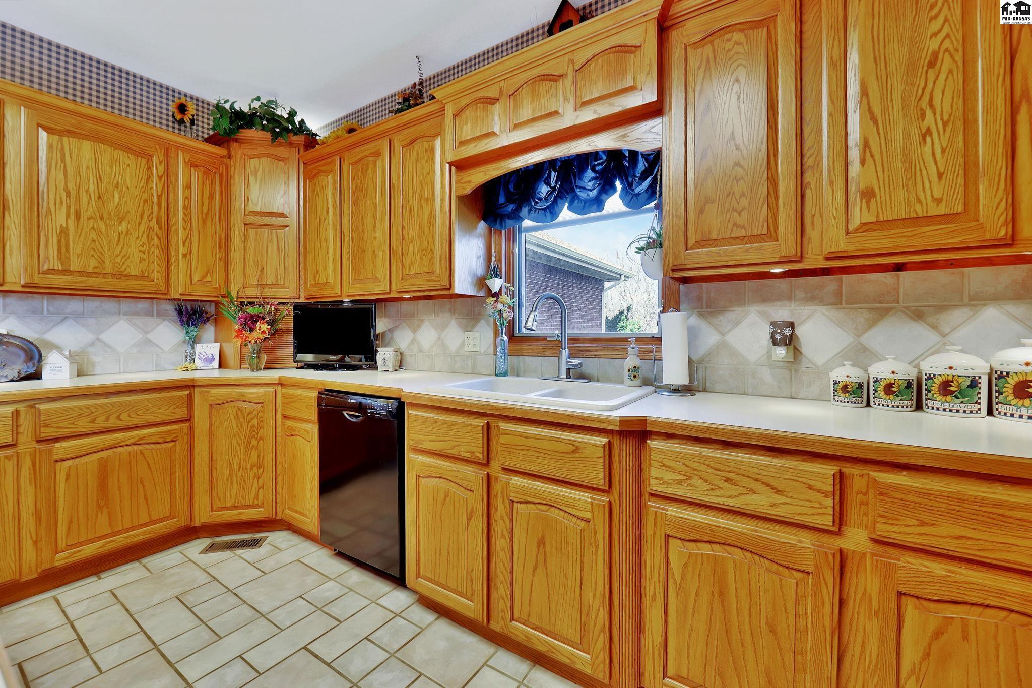 432 N Washington Street Cheney KS 67025