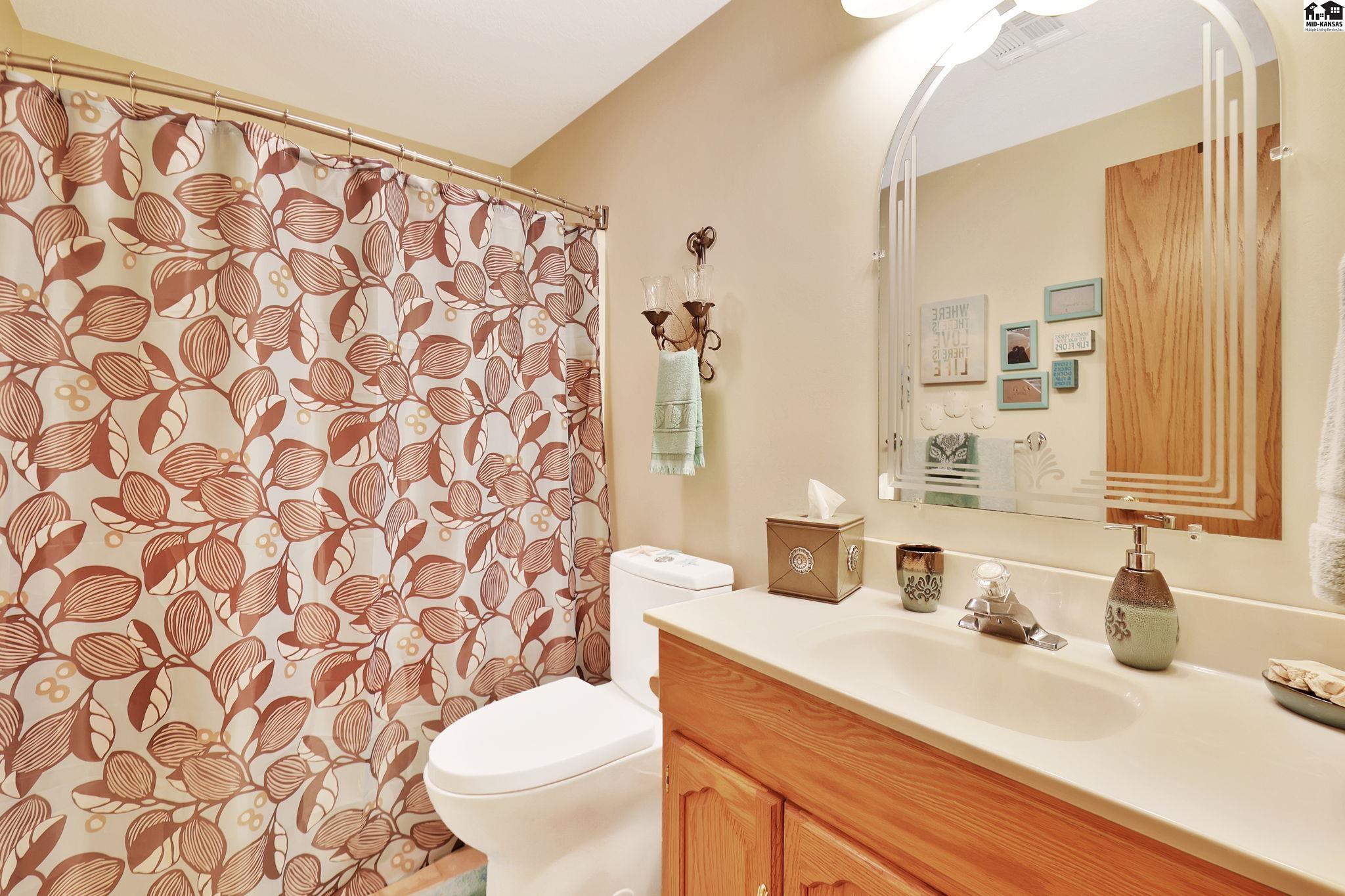 432 N Washington Street Cheney KS 67025