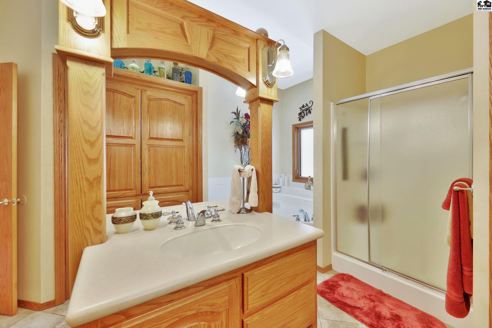 432 N Washington Street Cheney KS 67025