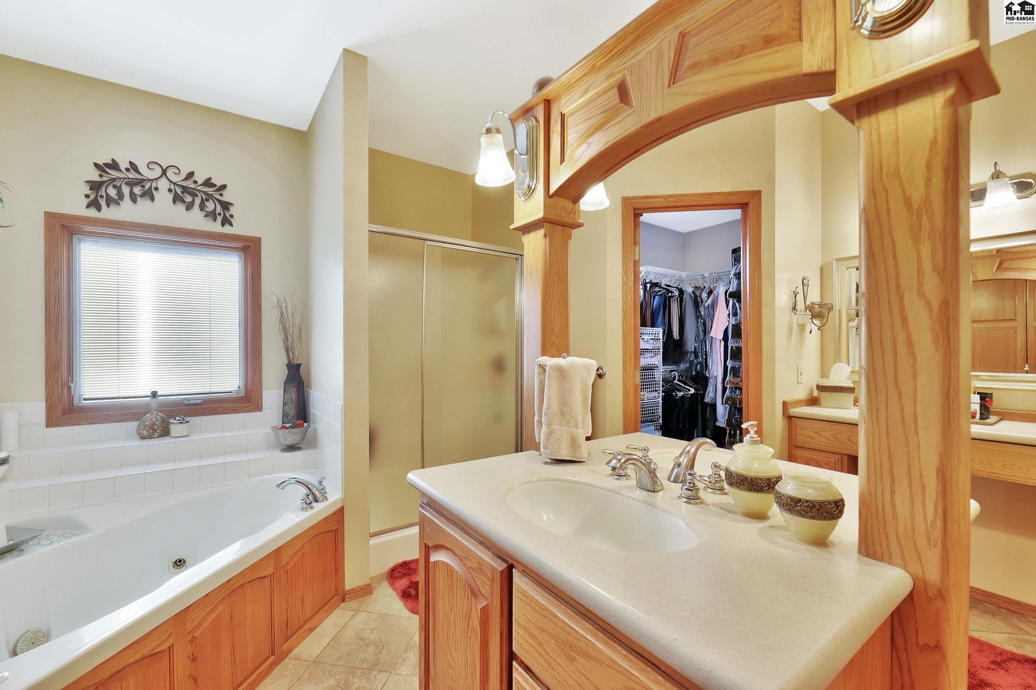 432 N Washington Street Cheney KS 67025