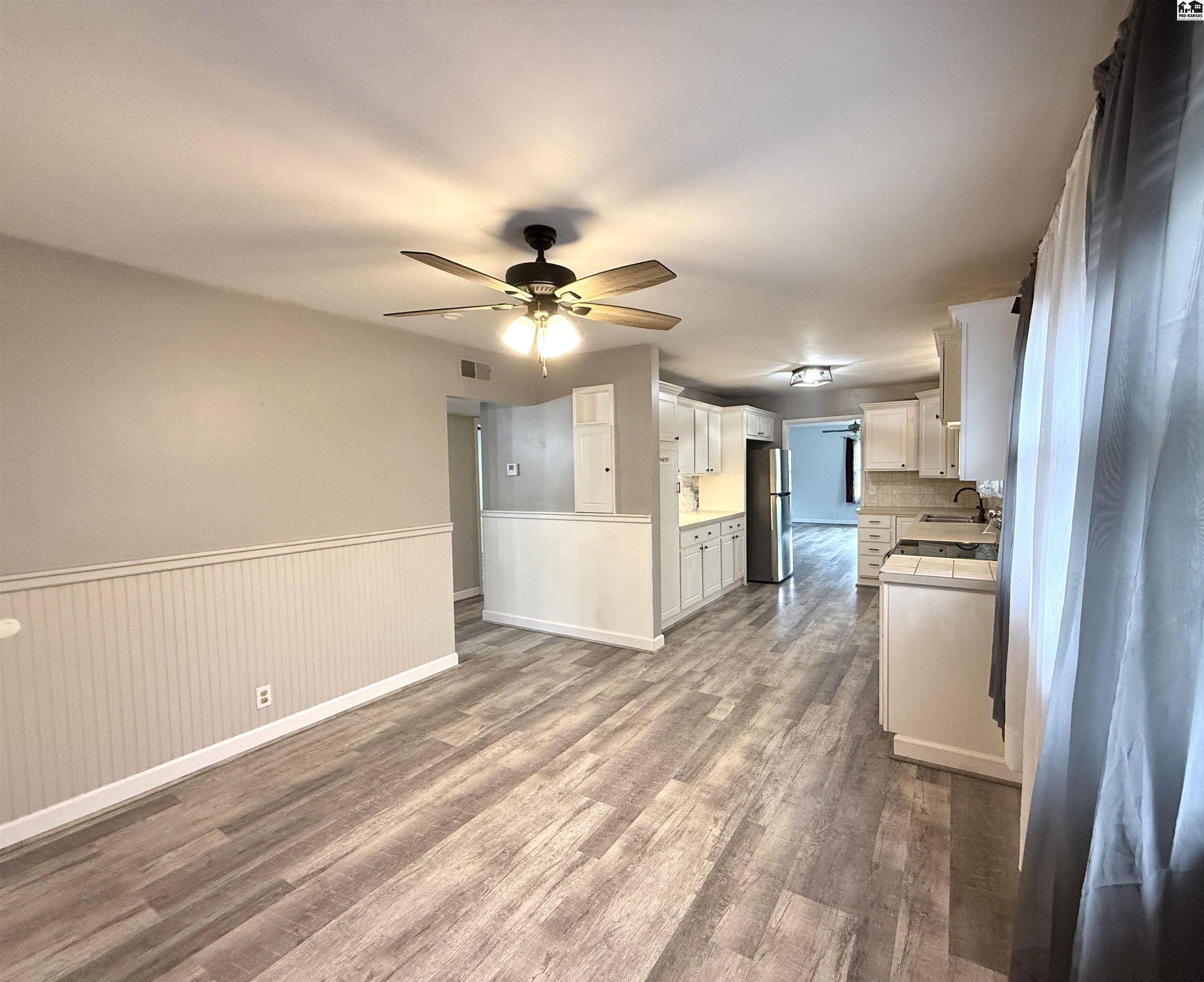 230 E 7th Street Halstead KS 67056