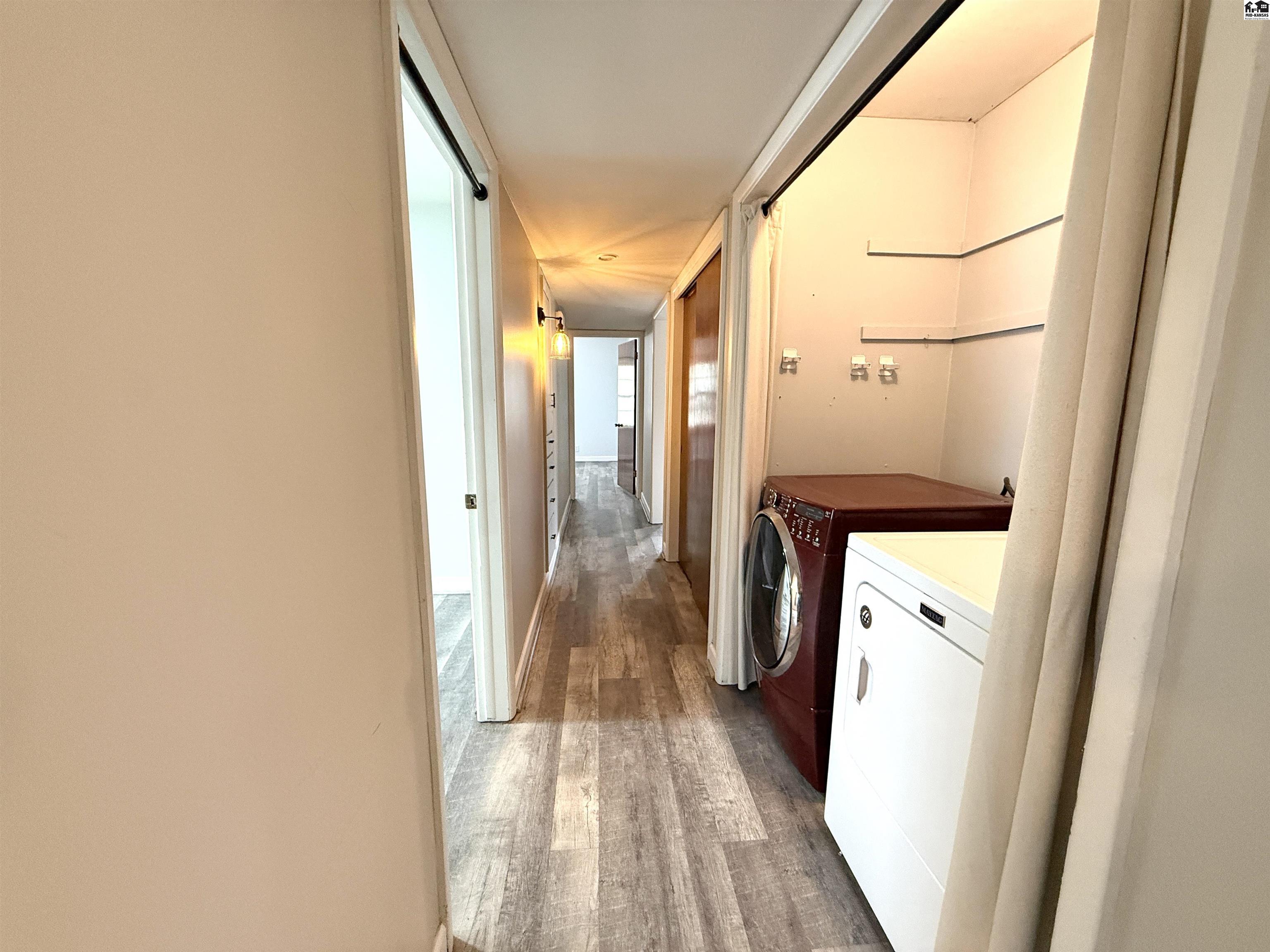 230 E 7th Street Halstead KS 67056