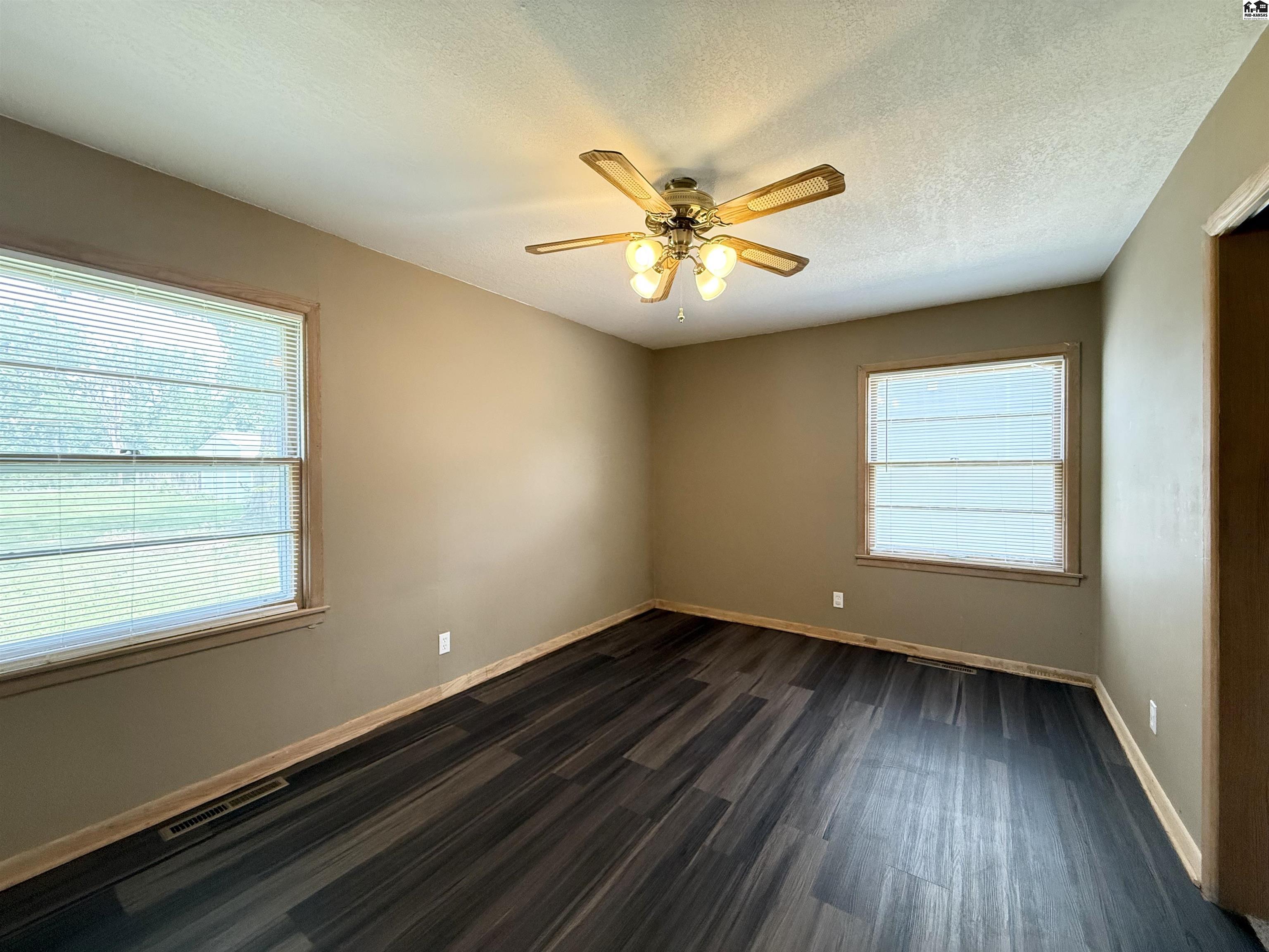 206 E Kansas Avenue Hutchinson KS 67502