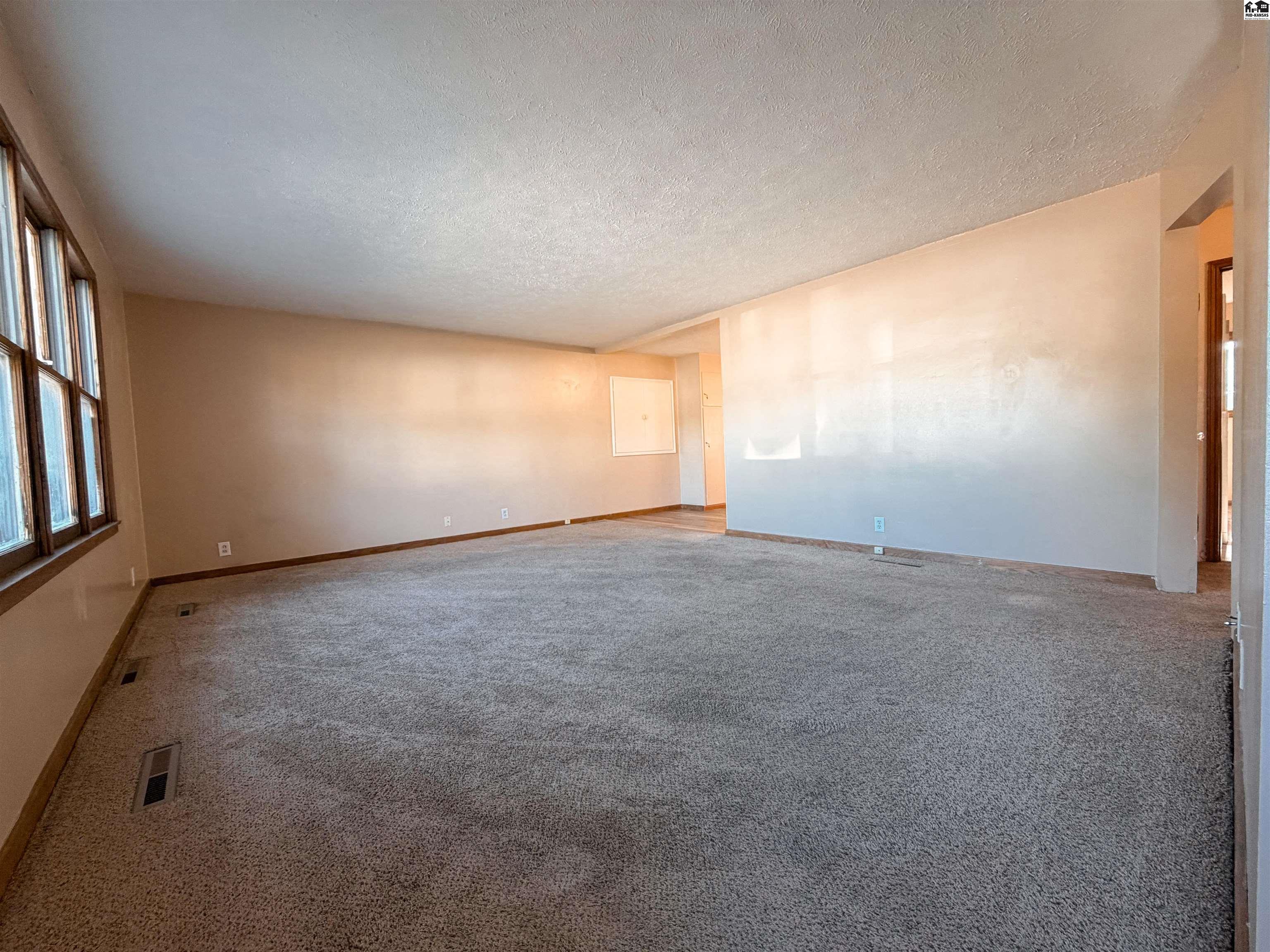 1718 N Van Buren Street Hutchinson KS 67502