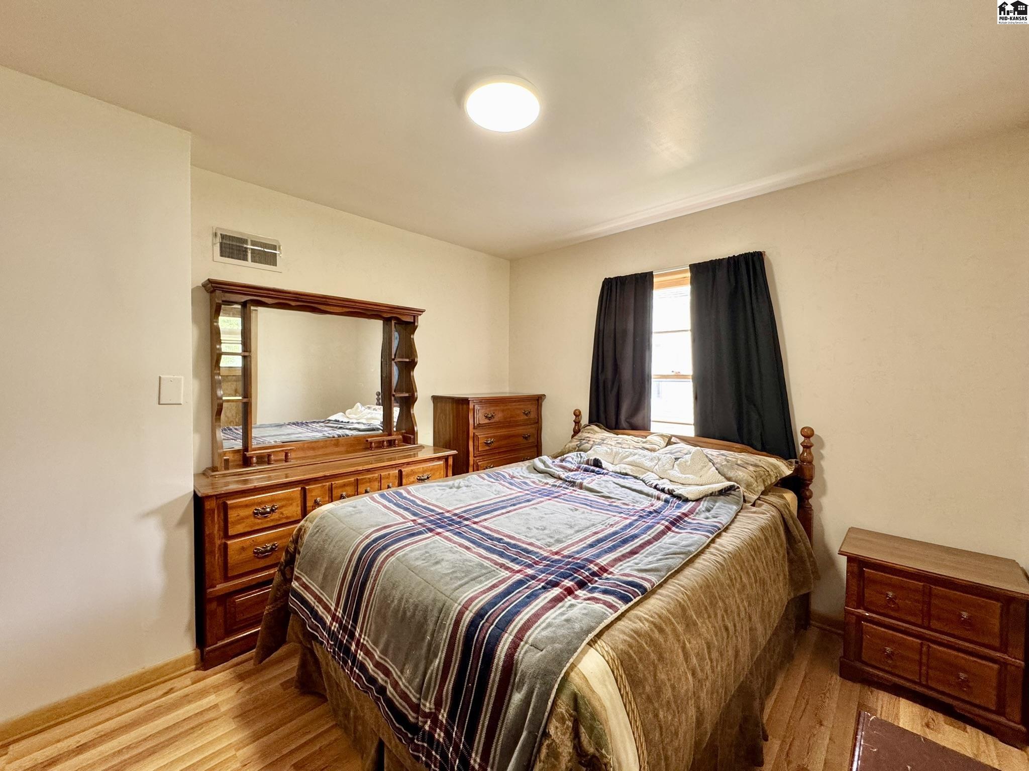 403 S William Street Hutchinson KS 67501