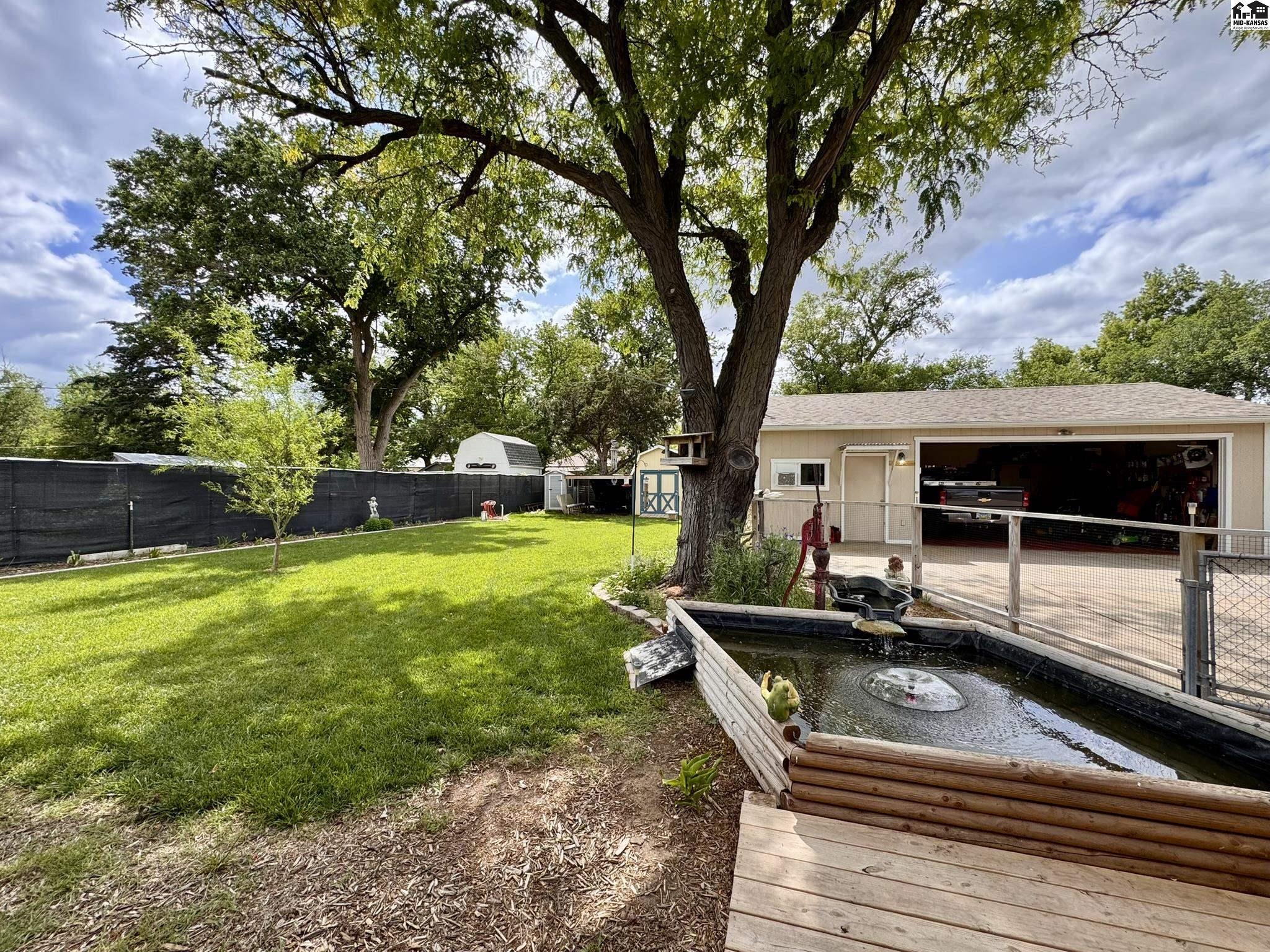 403 S William Street Hutchinson KS 67501