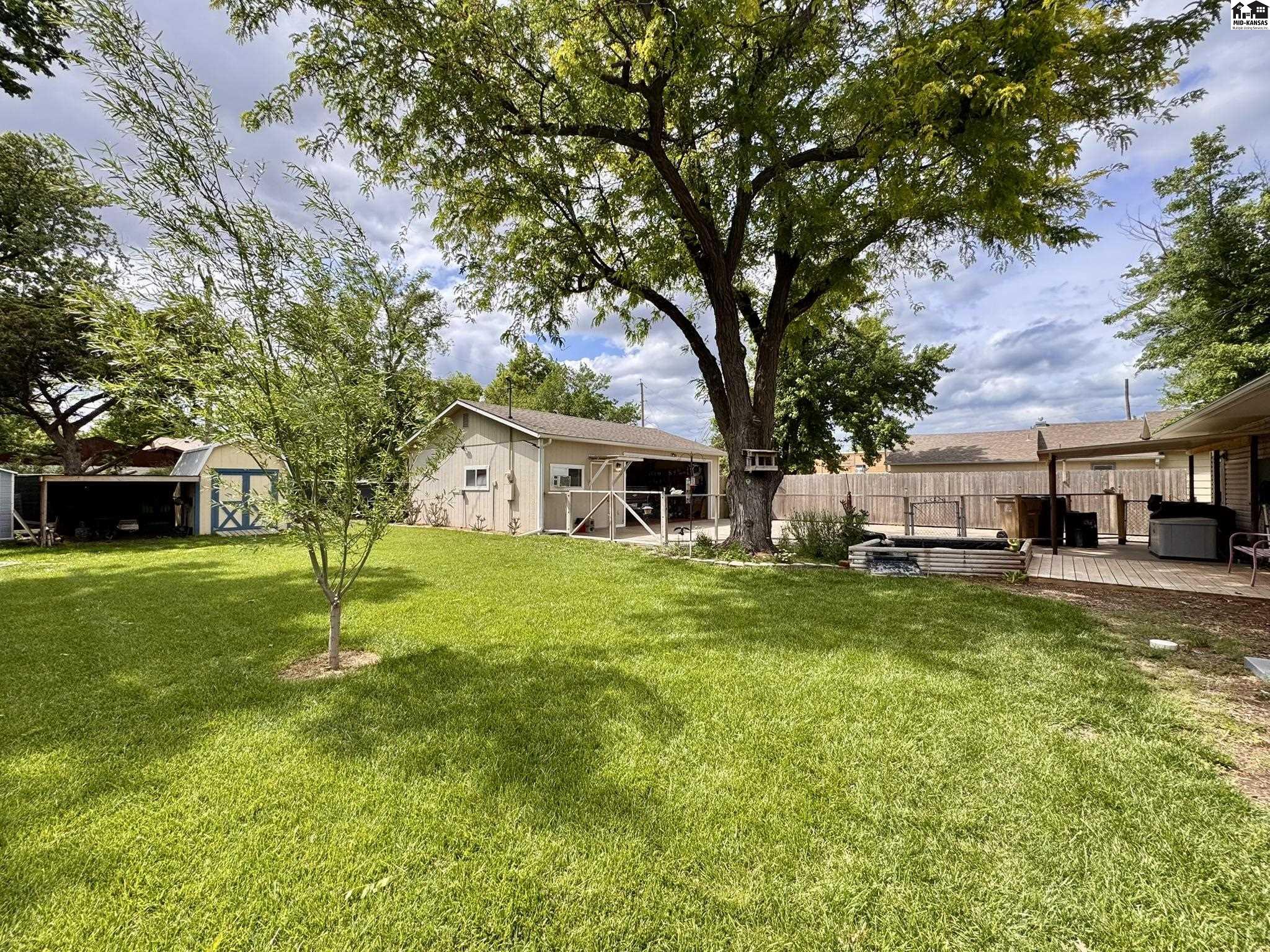 403 S William Street Hutchinson KS 67501