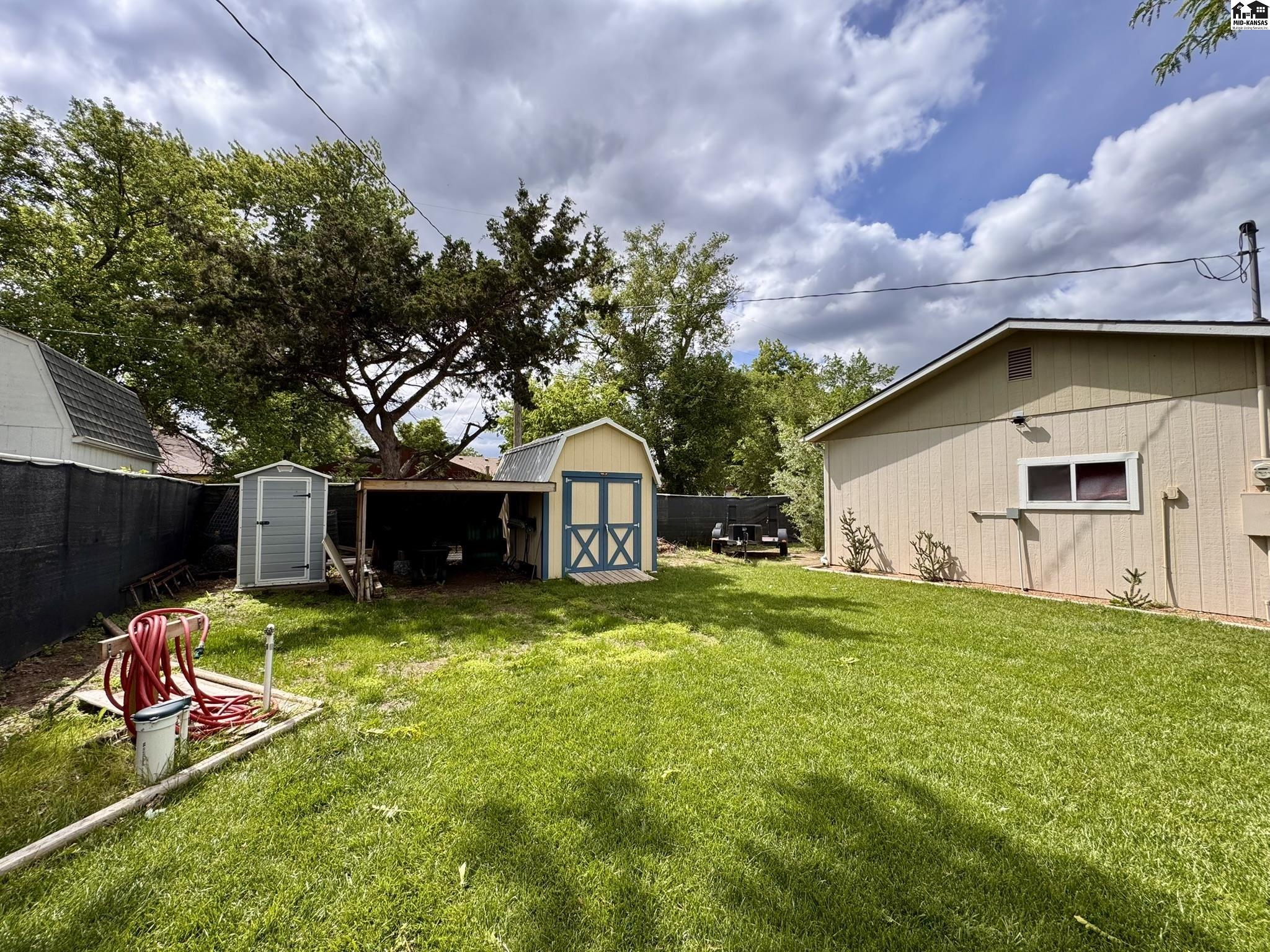 403 S William Street Hutchinson KS 67501