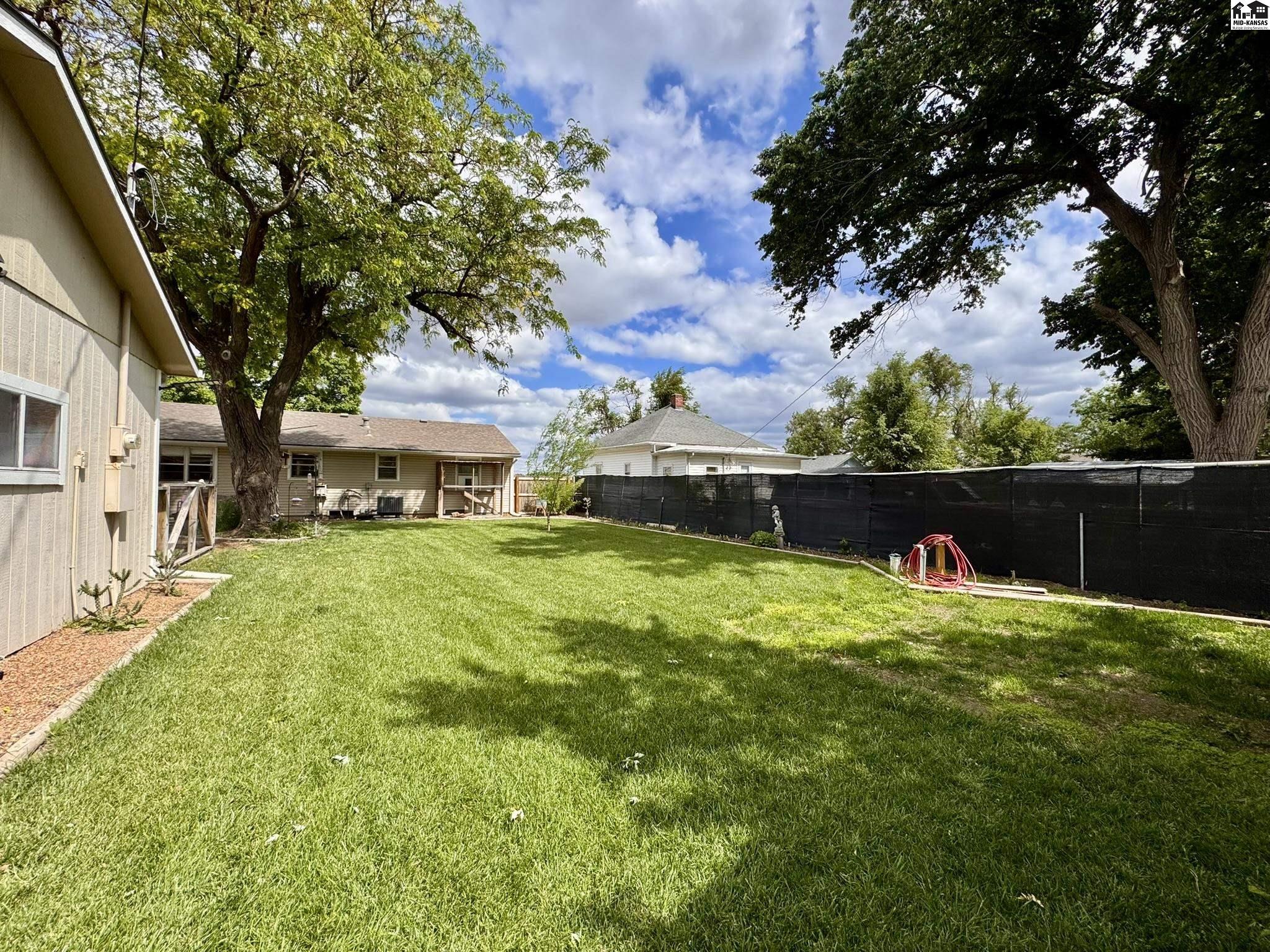 403 S William Street Hutchinson KS 67501