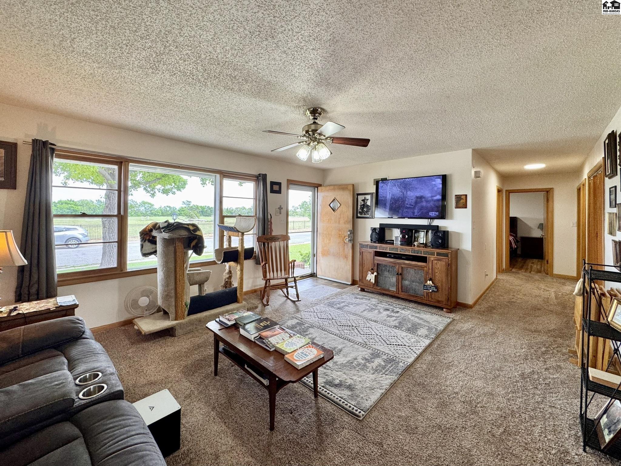 403 S William Street Hutchinson KS 67501